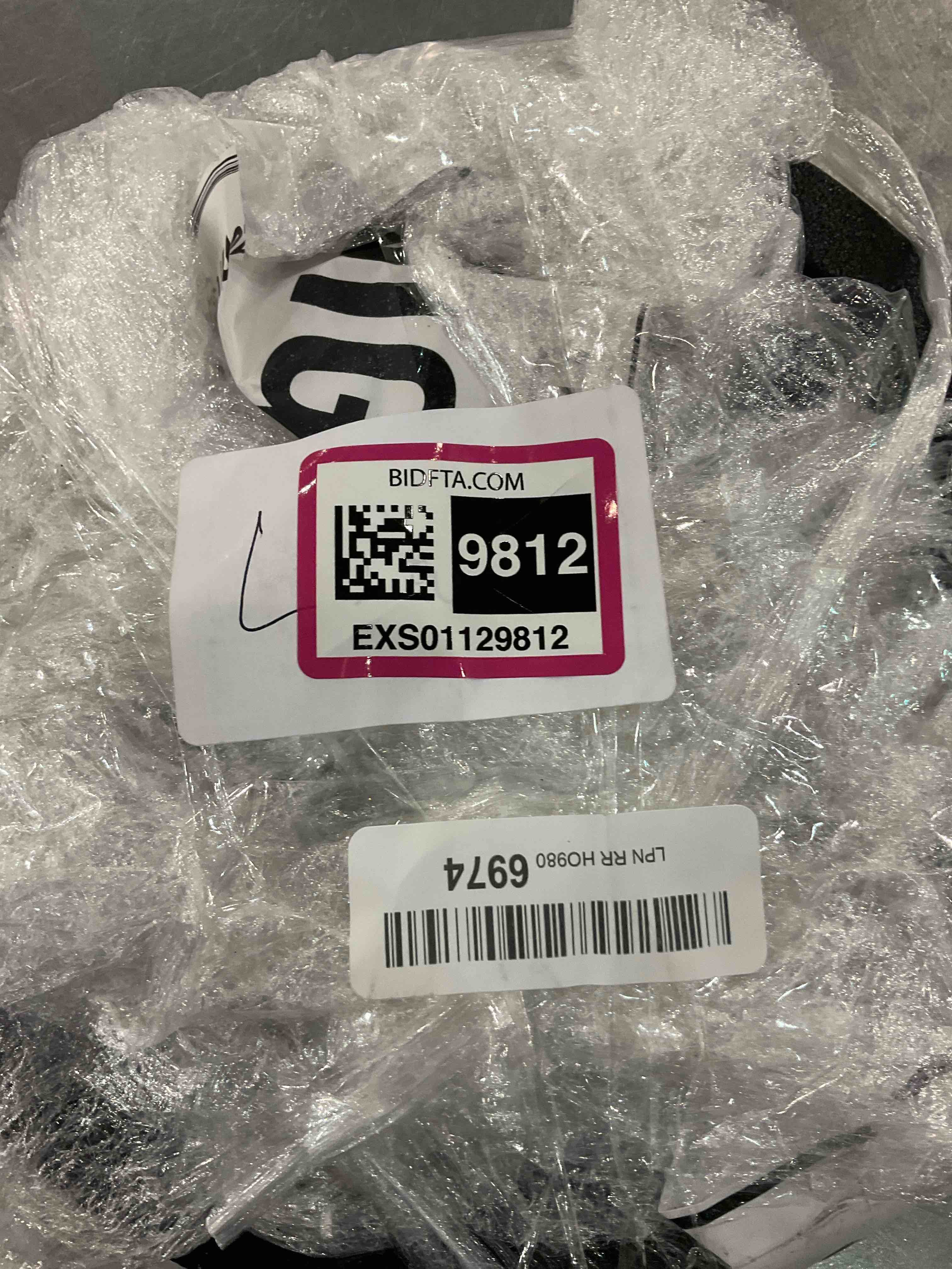 https://s3.amazonaws.com/lotting-images-prod/bidfta/EXS01129812_1706207941674.jpeg