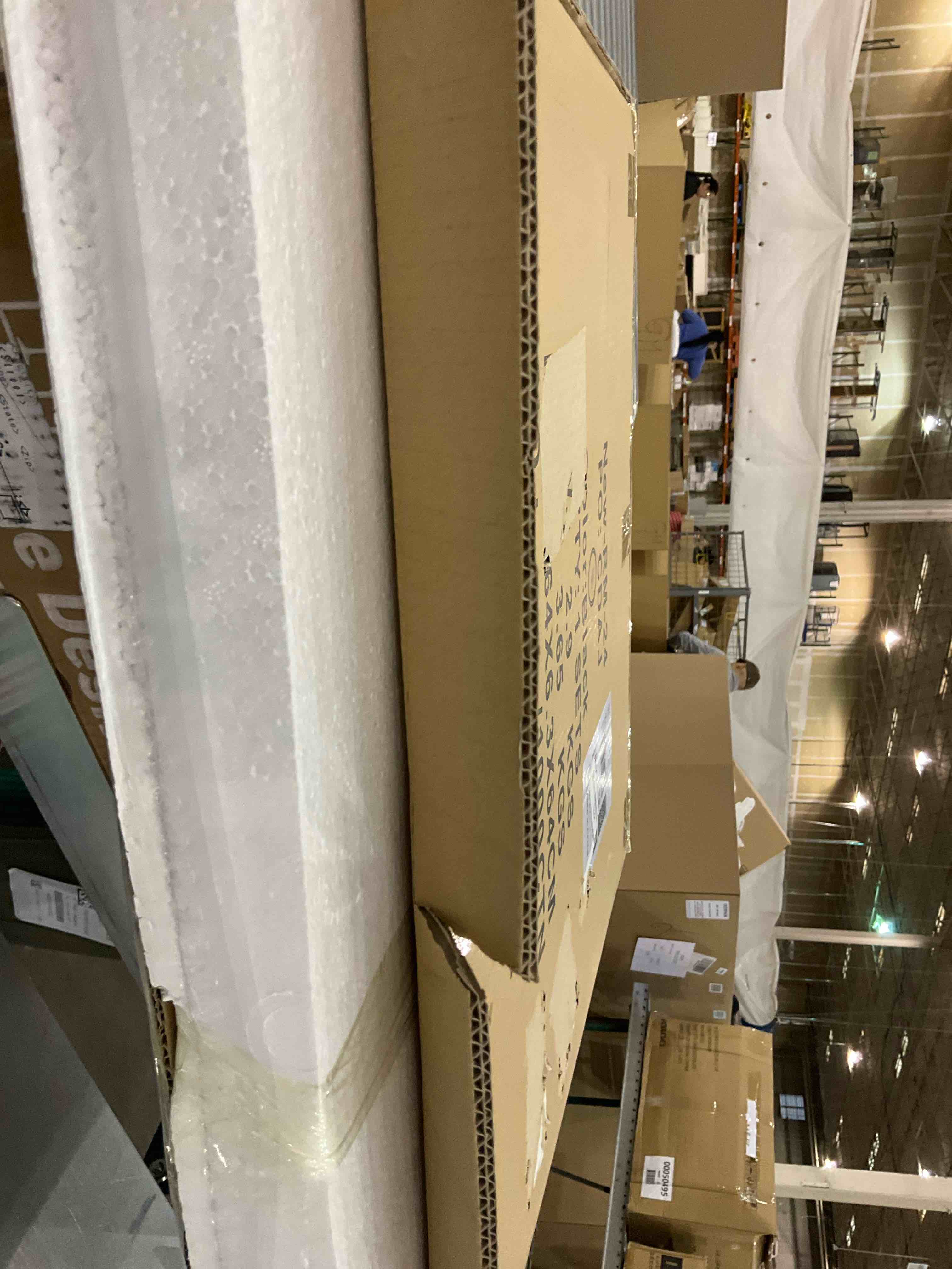 https://s3.amazonaws.com/lotting-images-prod/bidfta/EXS01129831_1706211869836.jpeg