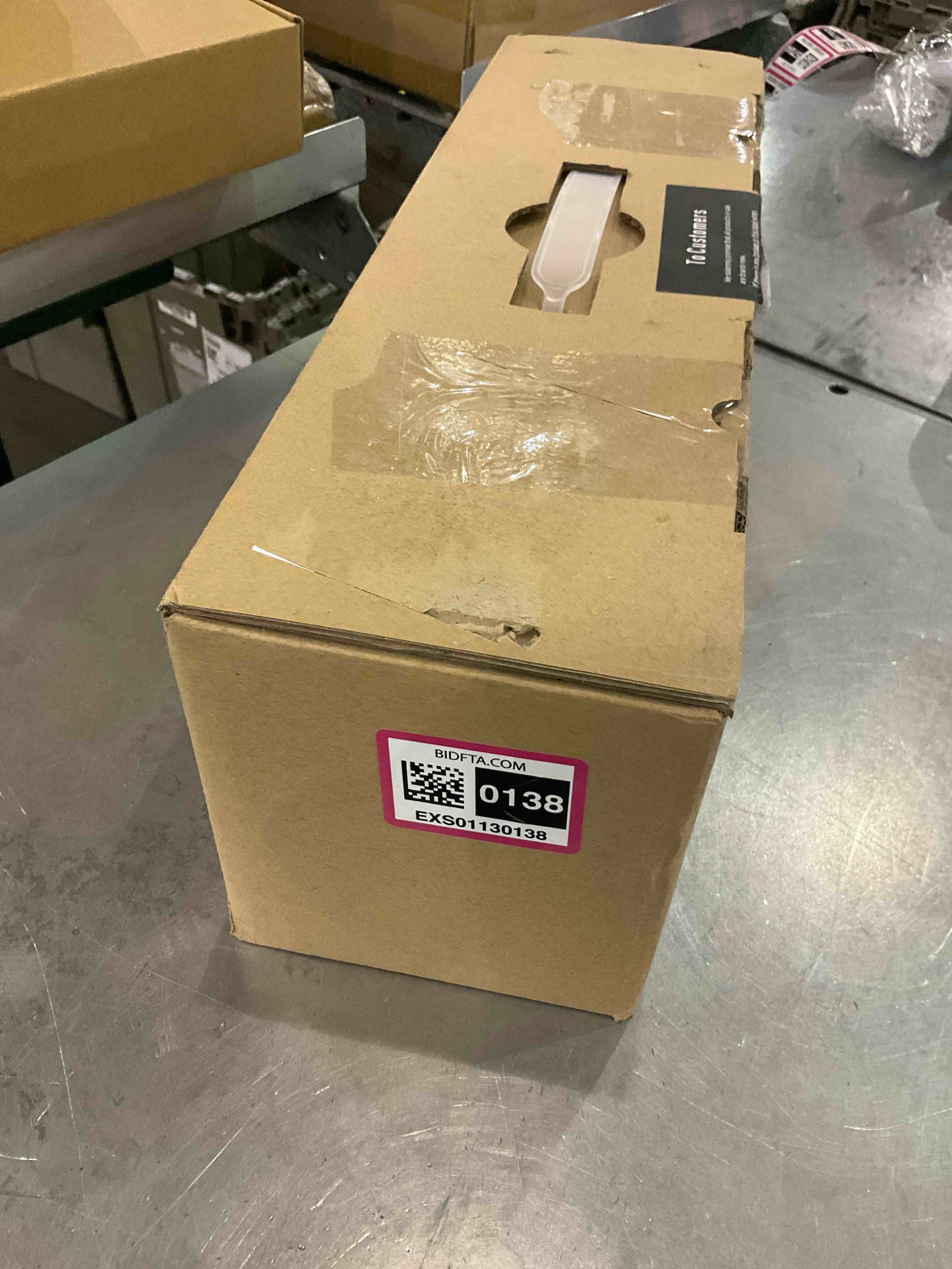 https://s3.amazonaws.com/lotting-images-prod/bidfta/EXS01130138_1706028893860.jpeg
