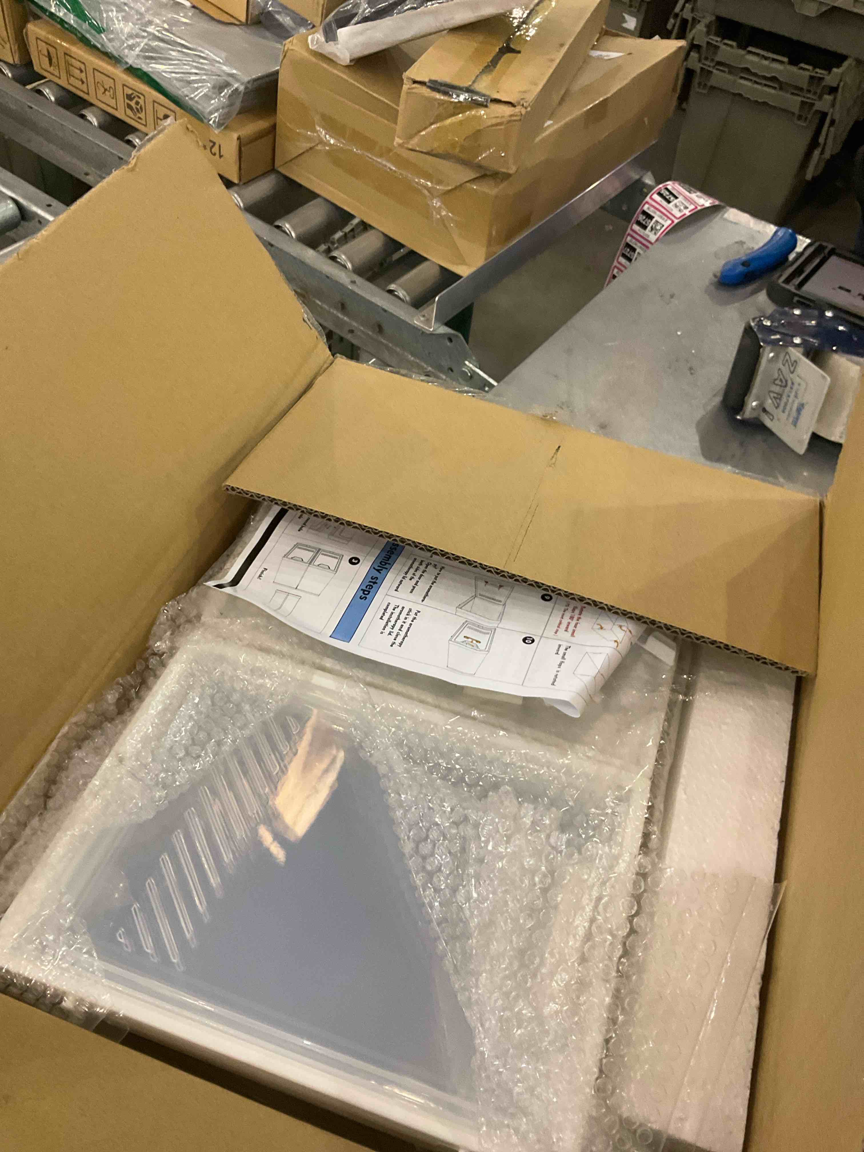 https://s3.amazonaws.com/lotting-images-prod/bidfta/EXS01130174_1706034164054.jpeg