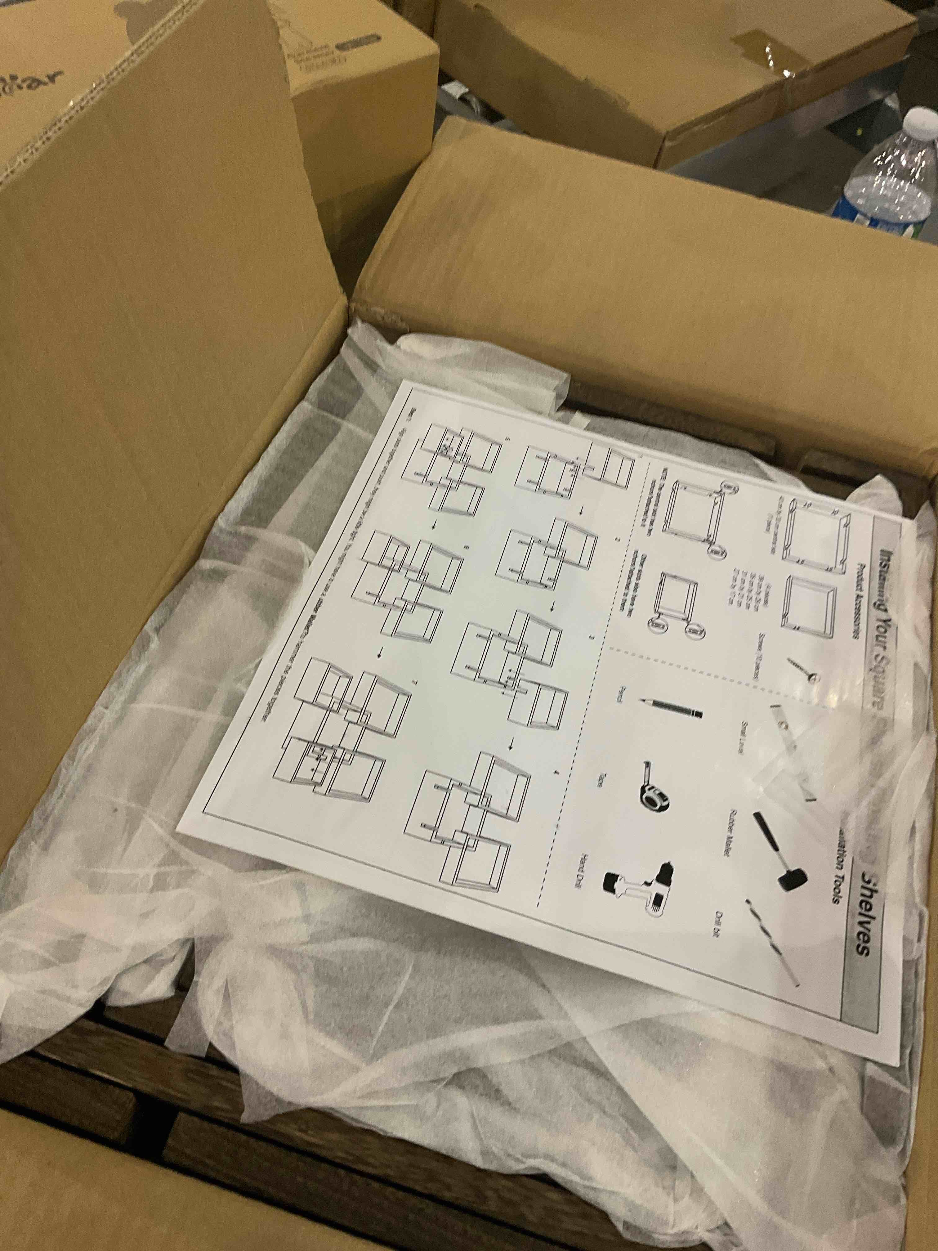 https://s3.amazonaws.com/lotting-images-prod/bidfta/EXS01130280_1706099599024.jpeg