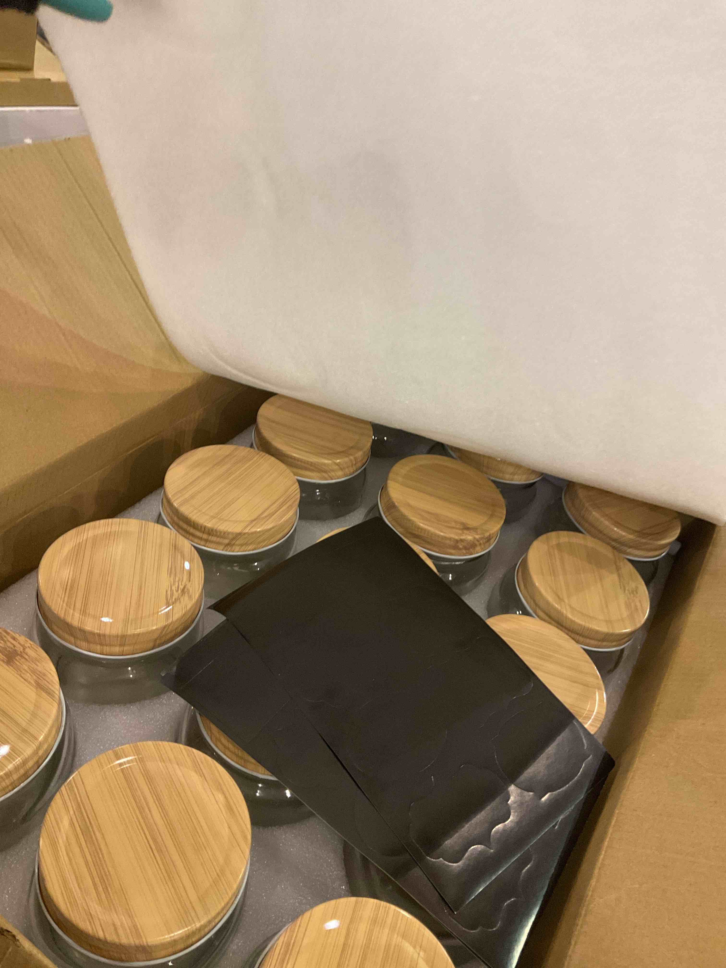 https://s3.amazonaws.com/lotting-images-prod/bidfta/EXS01130330_1706106924951.jpeg