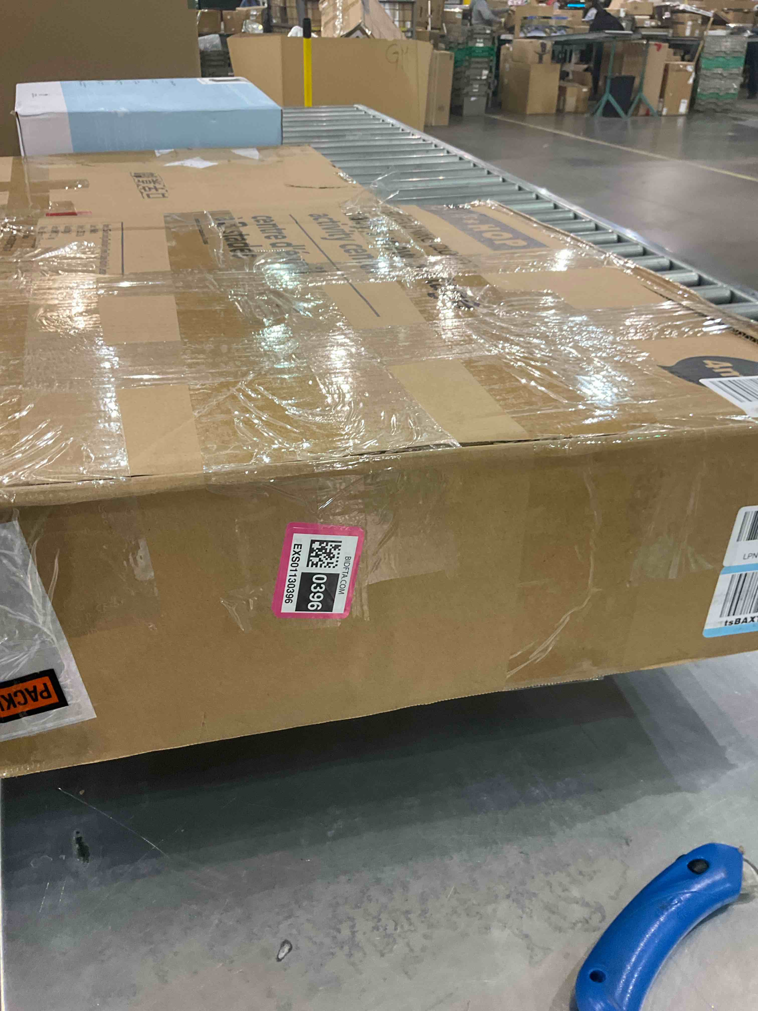 https://s3.amazonaws.com/lotting-images-prod/bidfta/EXS01130396_1706118374590.jpeg