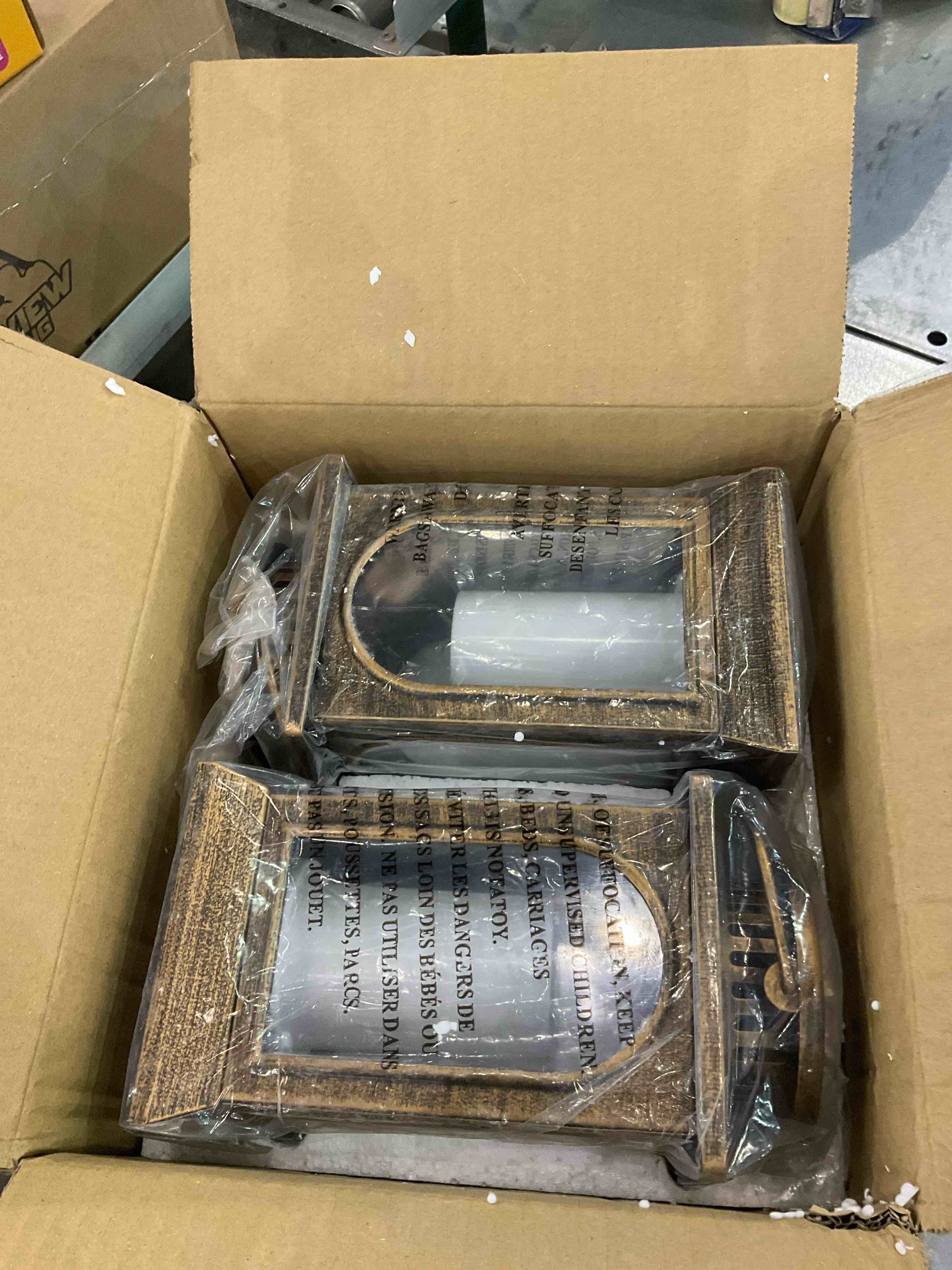 https://s3.amazonaws.com/lotting-images-prod/bidfta/EXS01130408_1706121126811.jpeg