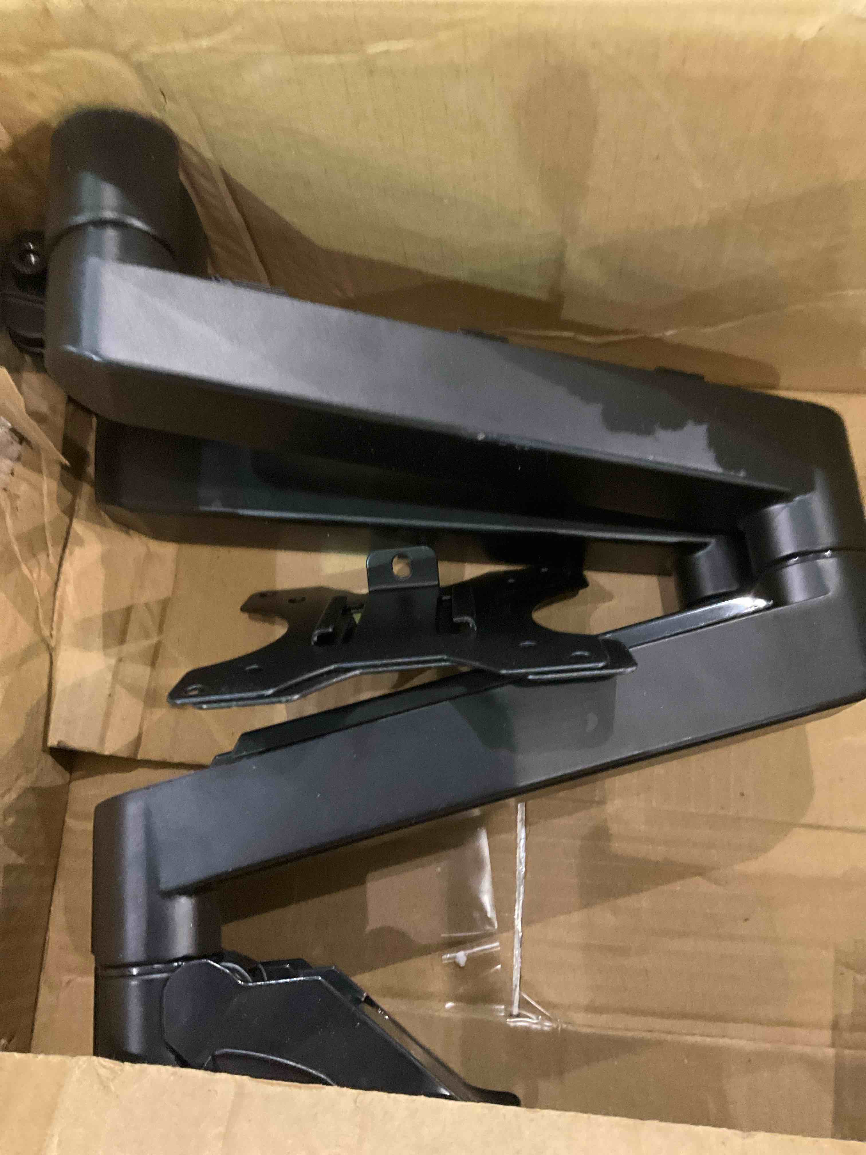 https://s3.amazonaws.com/lotting-images-prod/bidfta/EXS01131047_1706277129142.jpeg