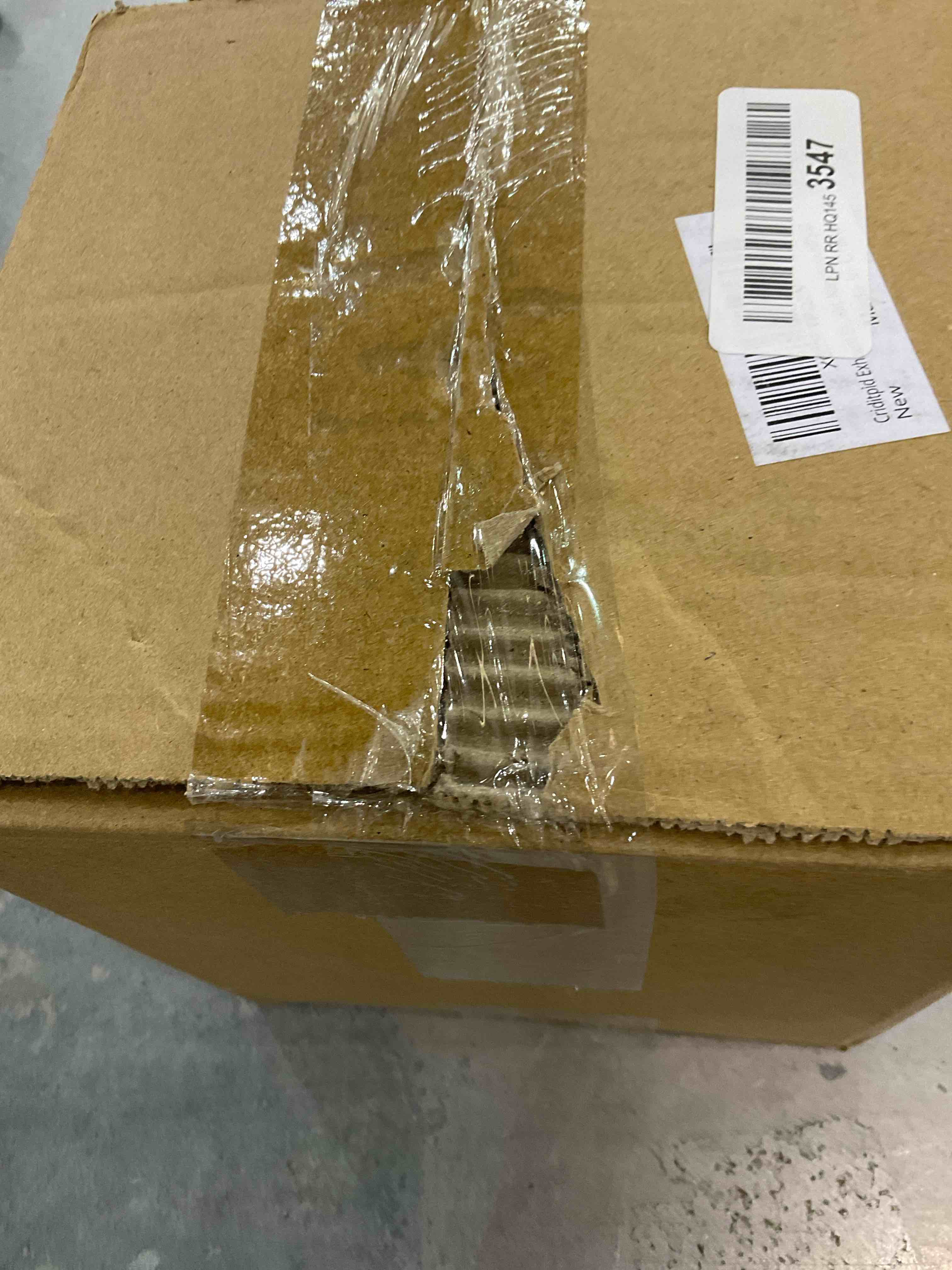 https://s3.amazonaws.com/lotting-images-prod/bidfta/EXS01132038_1705601597761.jpeg