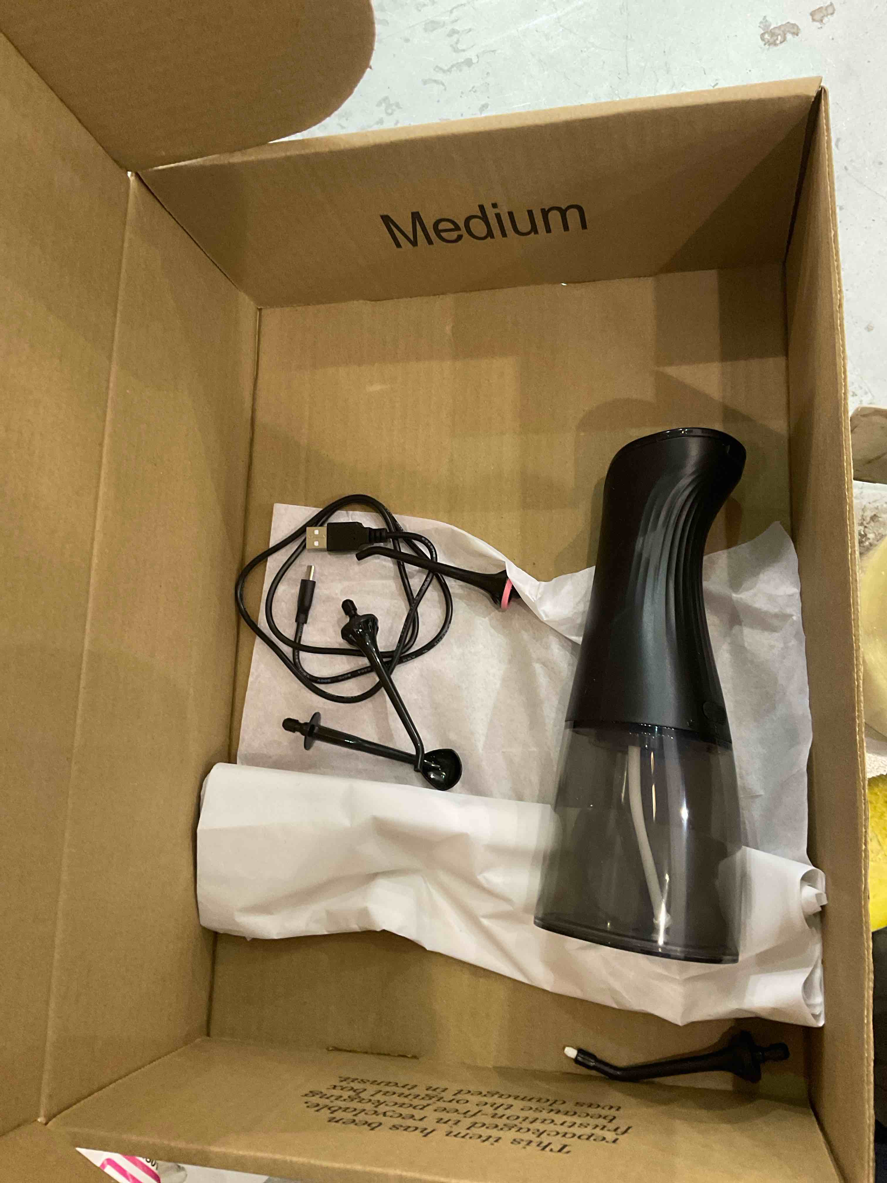 https://s3.amazonaws.com/lotting-images-prod/bidfta/EXS01132081_1705677873719.jpeg