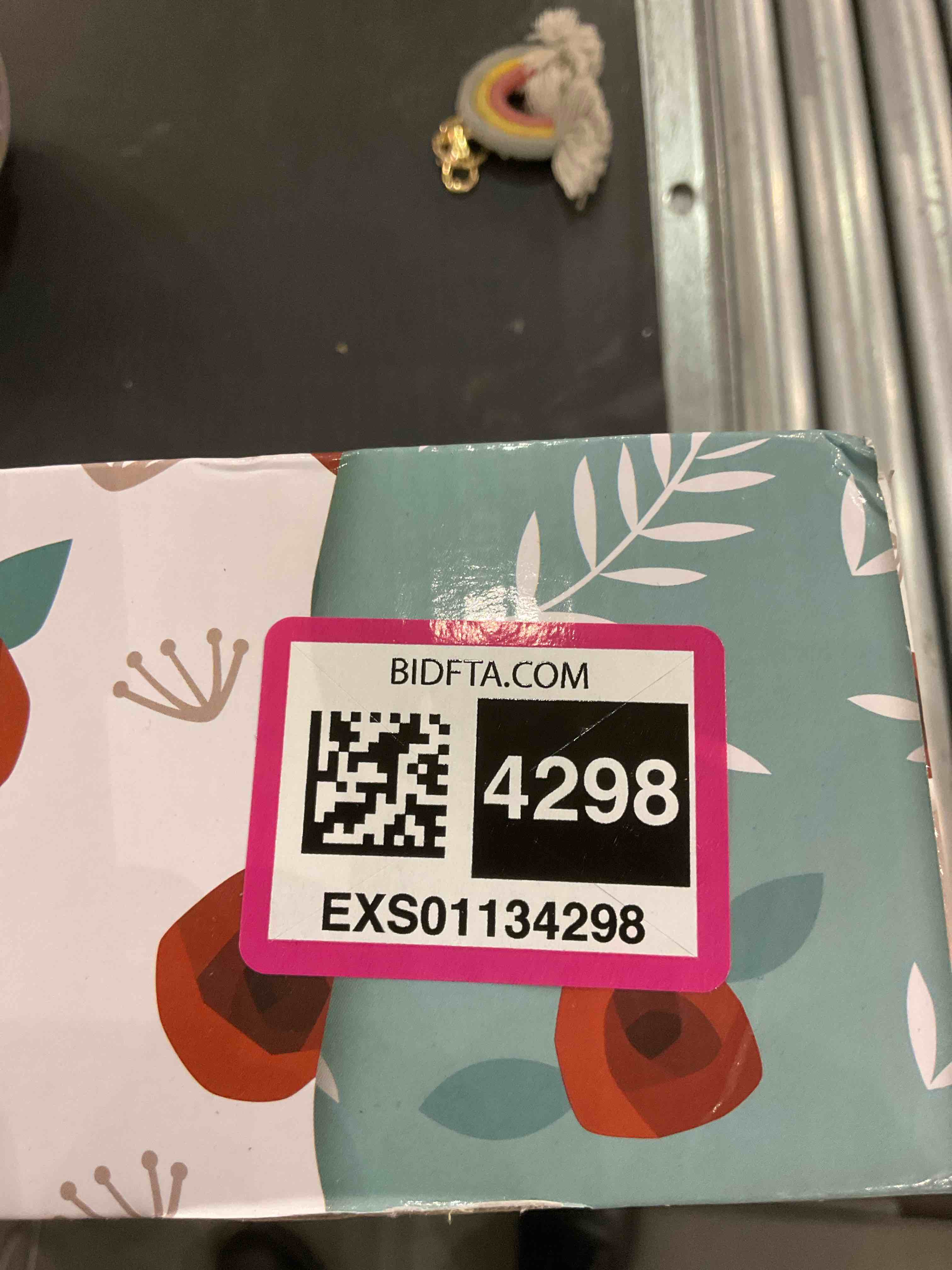 https://s3.amazonaws.com/lotting-images-prod/bidfta/EXS01134298_1706100265623.jpeg