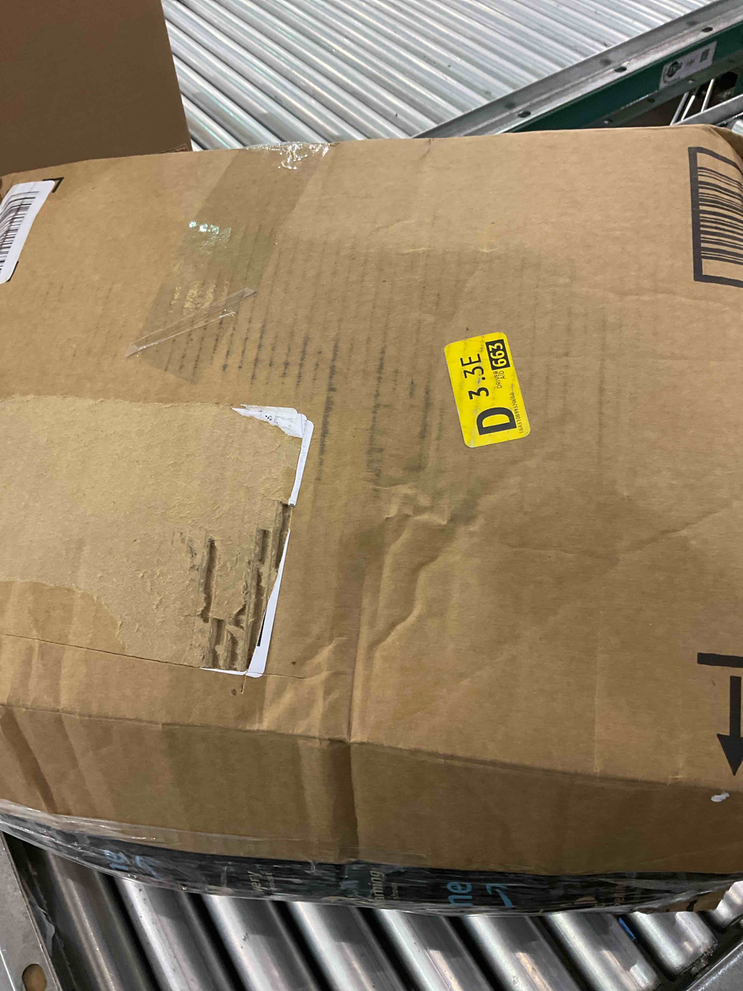 https://s3.amazonaws.com/lotting-images-prod/bidfta/EXS01135439_1706109206297.jpeg