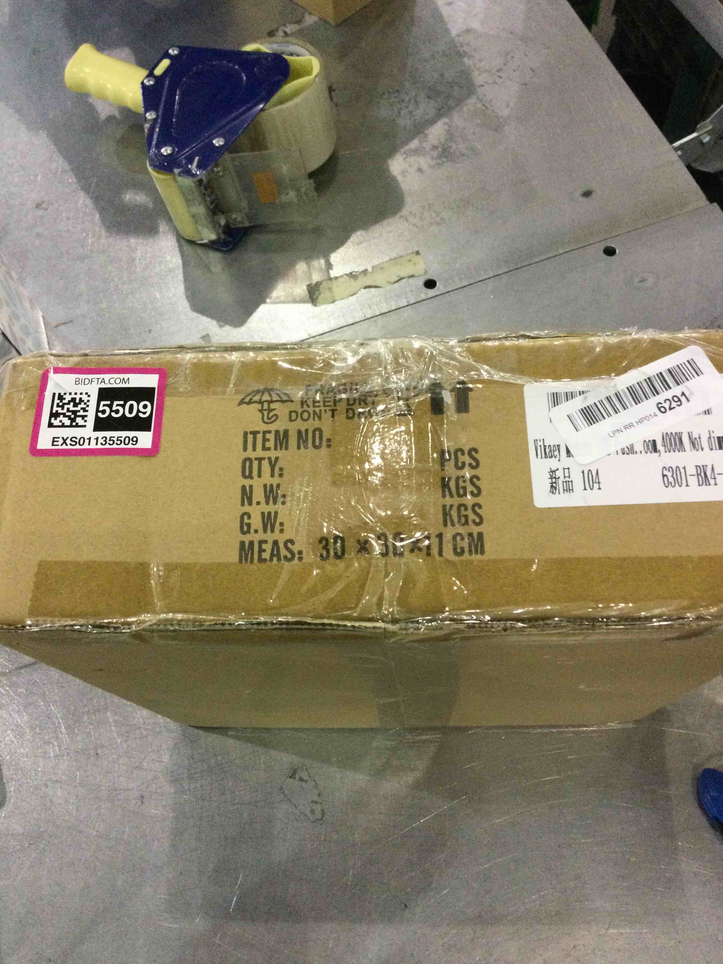 https://s3.amazonaws.com/lotting-images-prod/bidfta/EXS01135509_1706098786372.jpeg