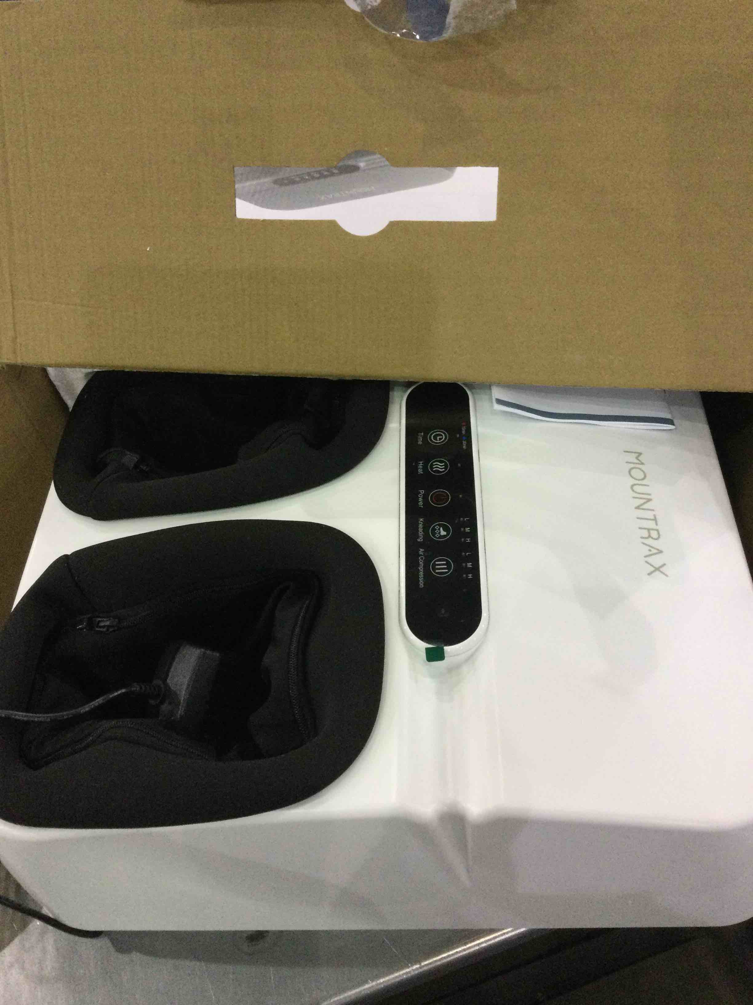https://s3.amazonaws.com/lotting-images-prod/bidfta/EXS01135518_1706099666427.jpeg