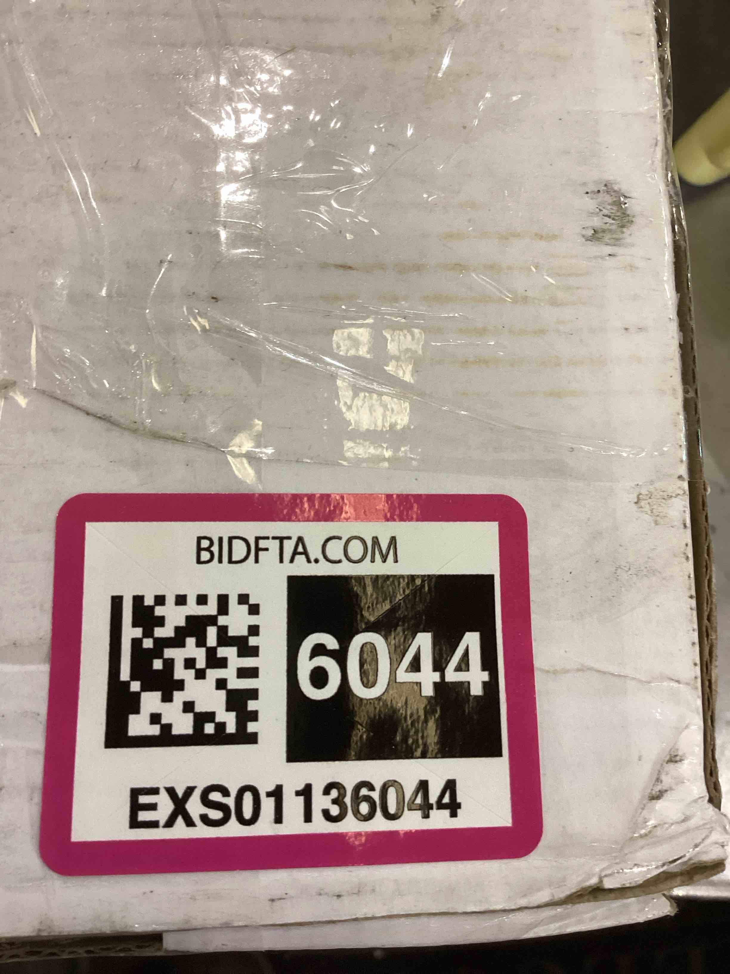 https://s3.amazonaws.com/lotting-images-prod/bidfta/EXS01136044_1706042857684.jpeg