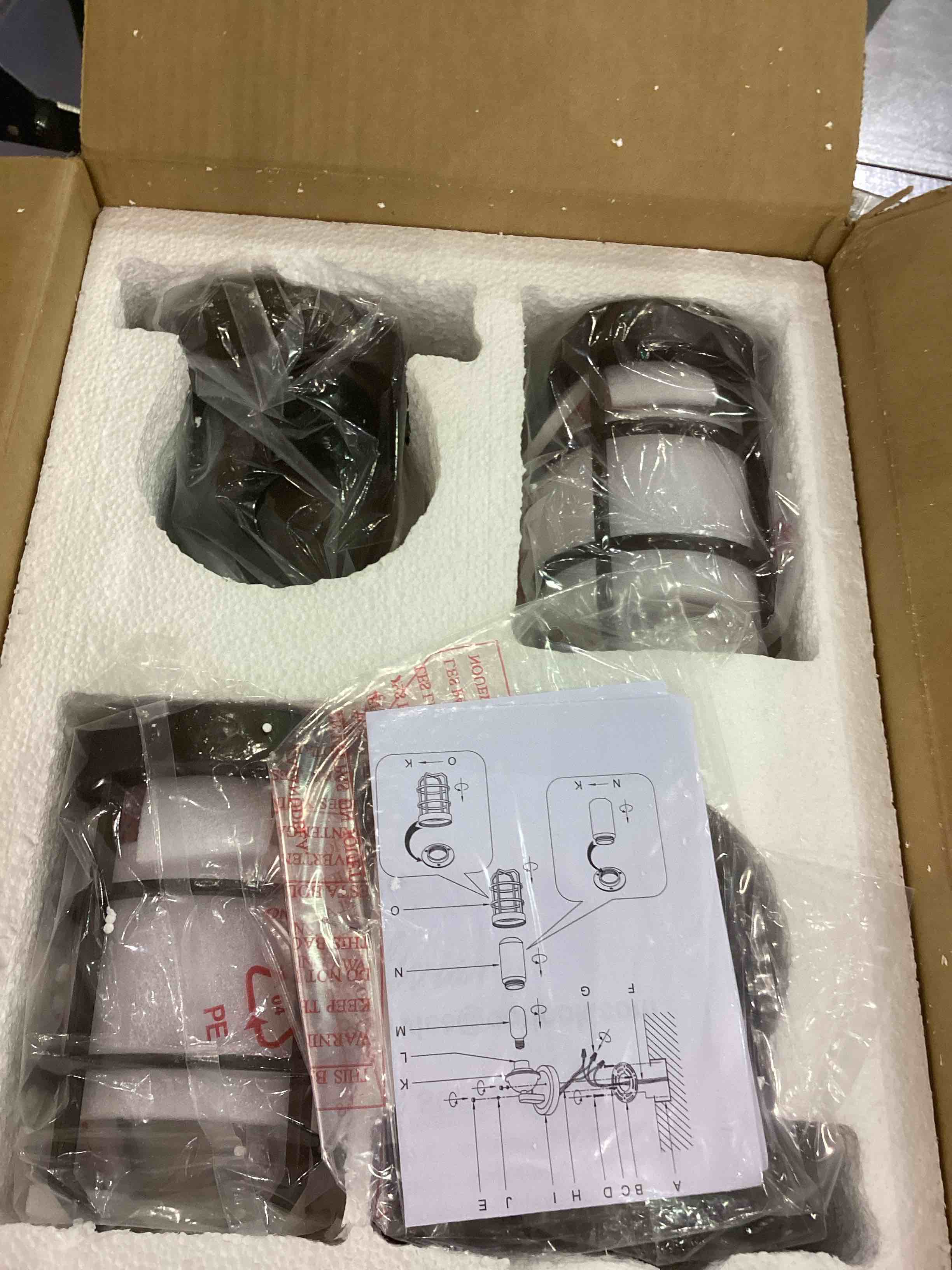 https://s3.amazonaws.com/lotting-images-prod/bidfta/EXS01136068_1706098995385.jpeg