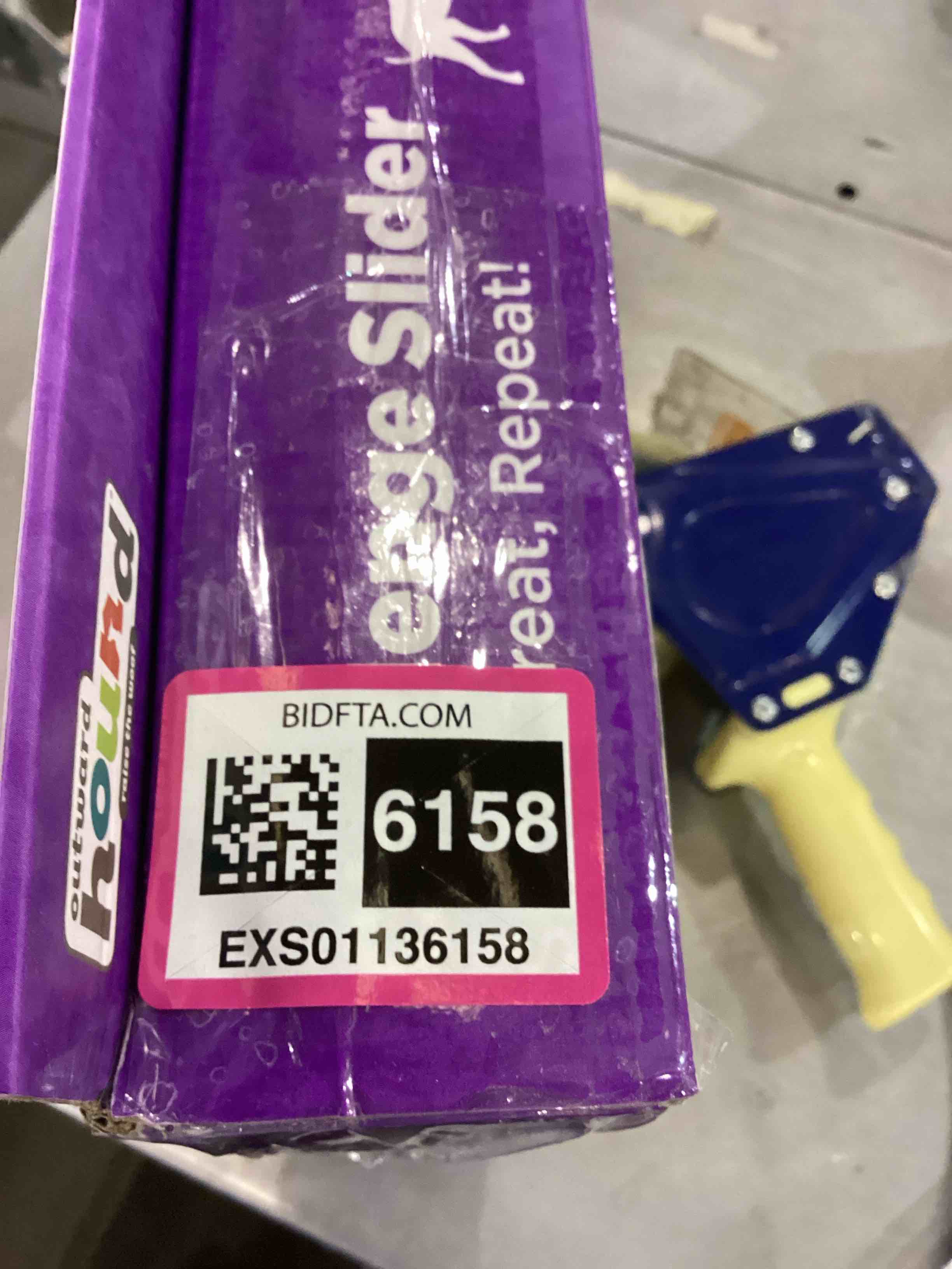 https://s3.amazonaws.com/lotting-images-prod/bidfta/EXS01136158_1706120639496.jpeg