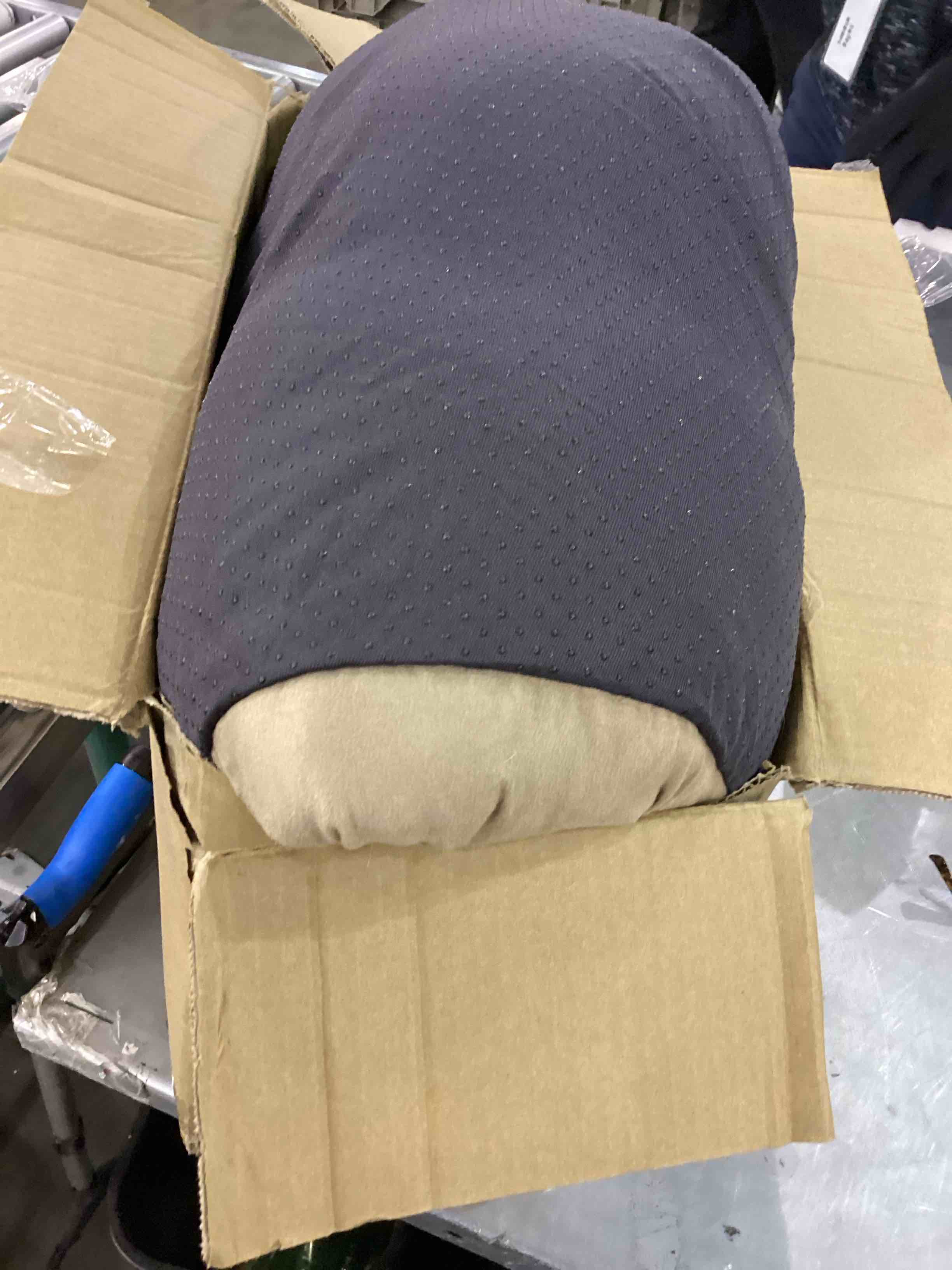 https://s3.amazonaws.com/lotting-images-prod/bidfta/EXS01136281_1706277121887.jpeg