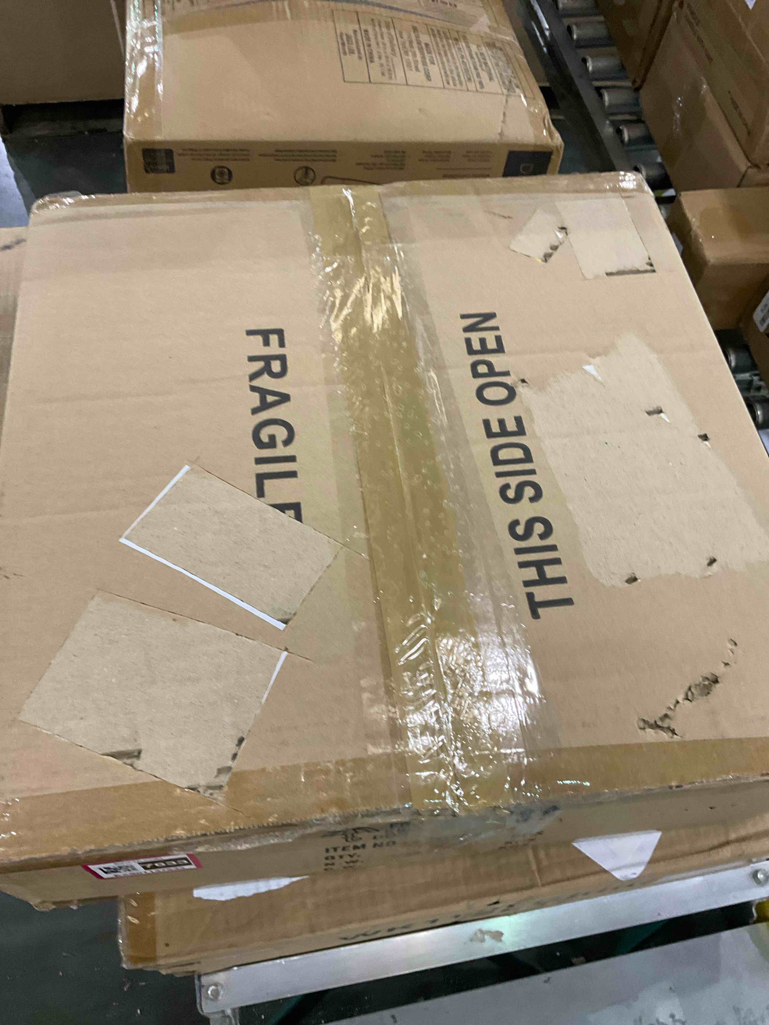 https://s3.amazonaws.com/lotting-images-prod/bidfta/EXS01137633_1706034239305.jpeg