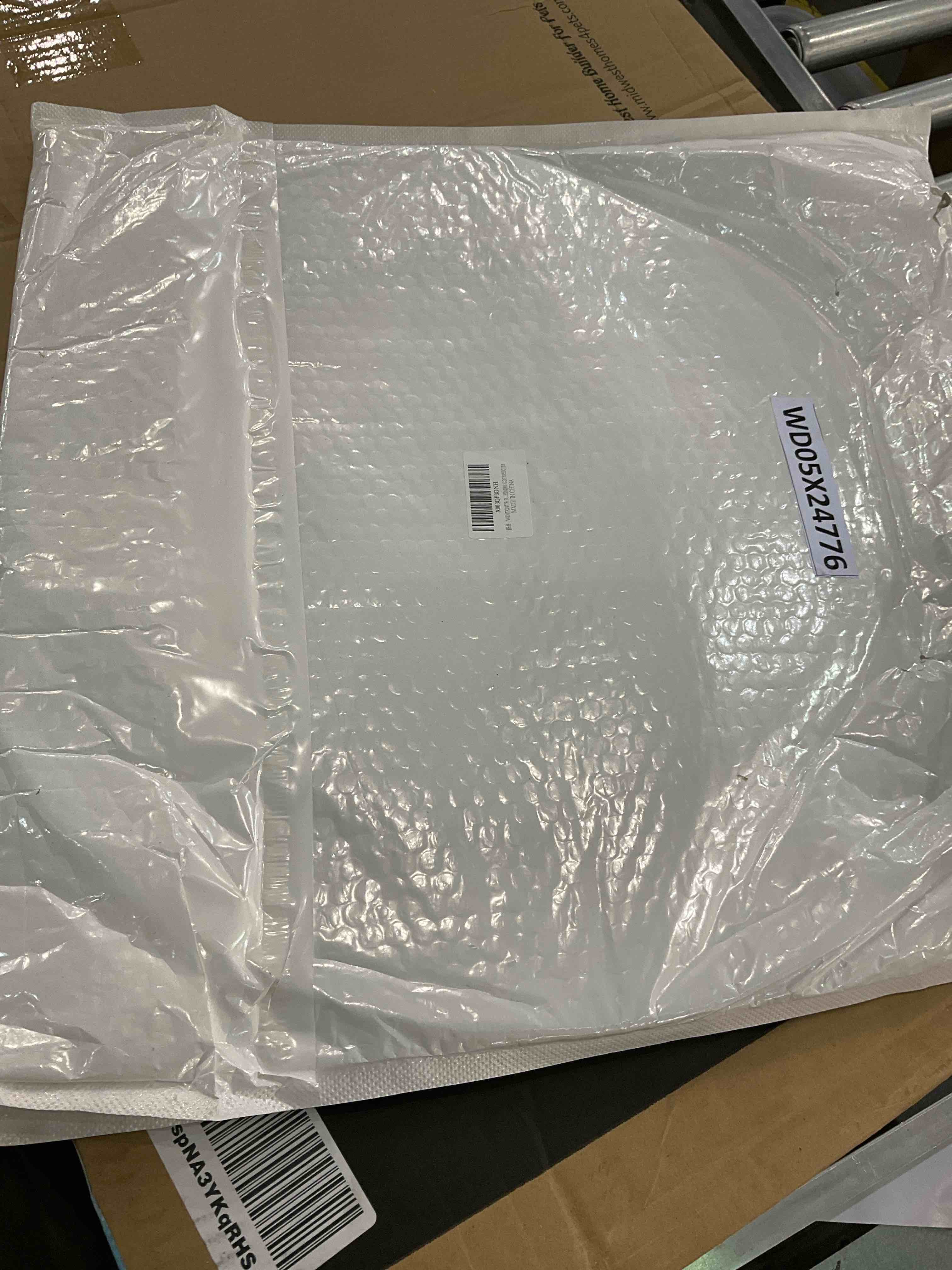 https://s3.amazonaws.com/lotting-images-prod/bidfta/EXS01137746_1706106365434.jpeg