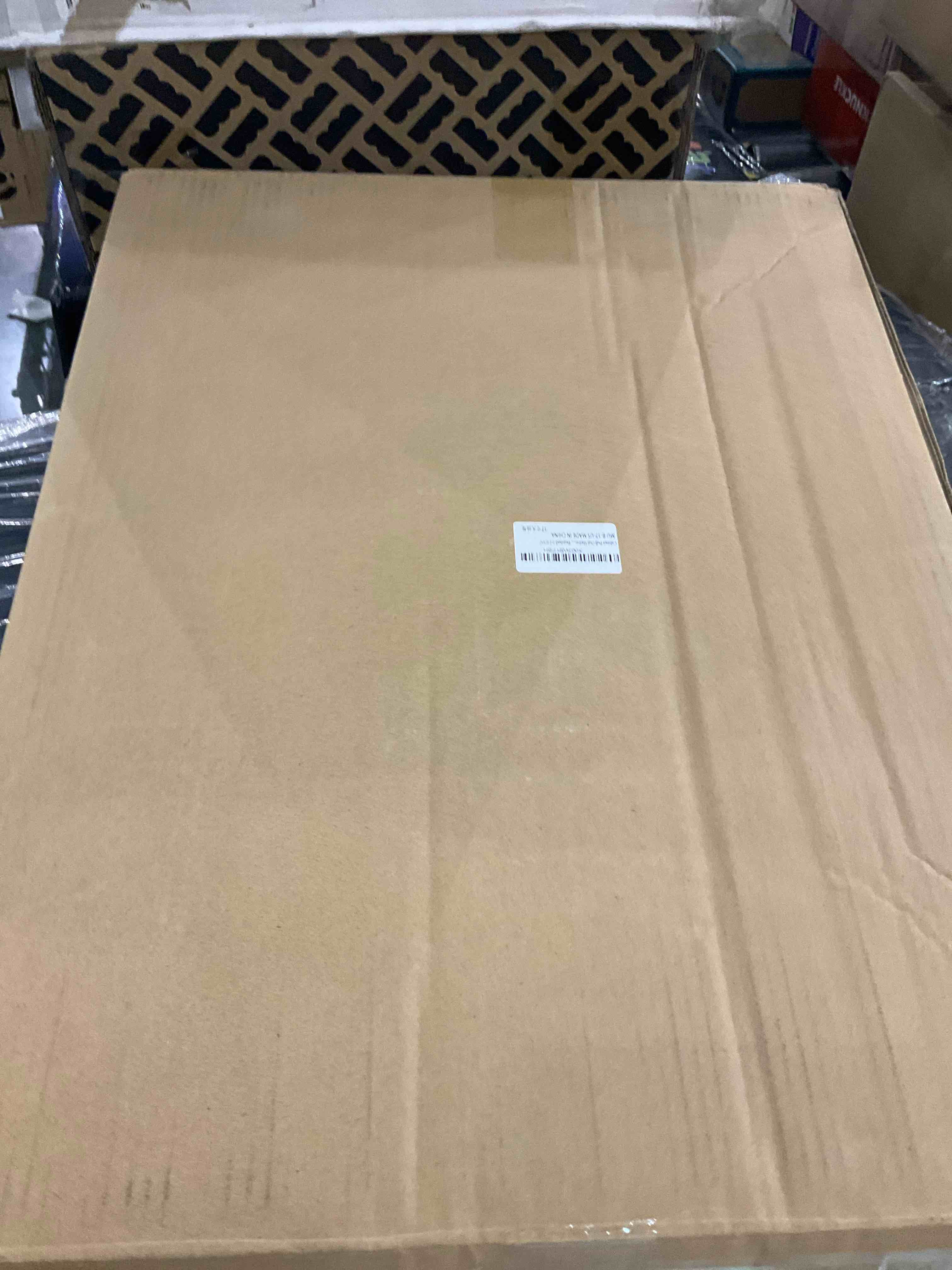 https://s3.amazonaws.com/lotting-images-prod/bidfta/EXS01137781_1706113769554.jpeg