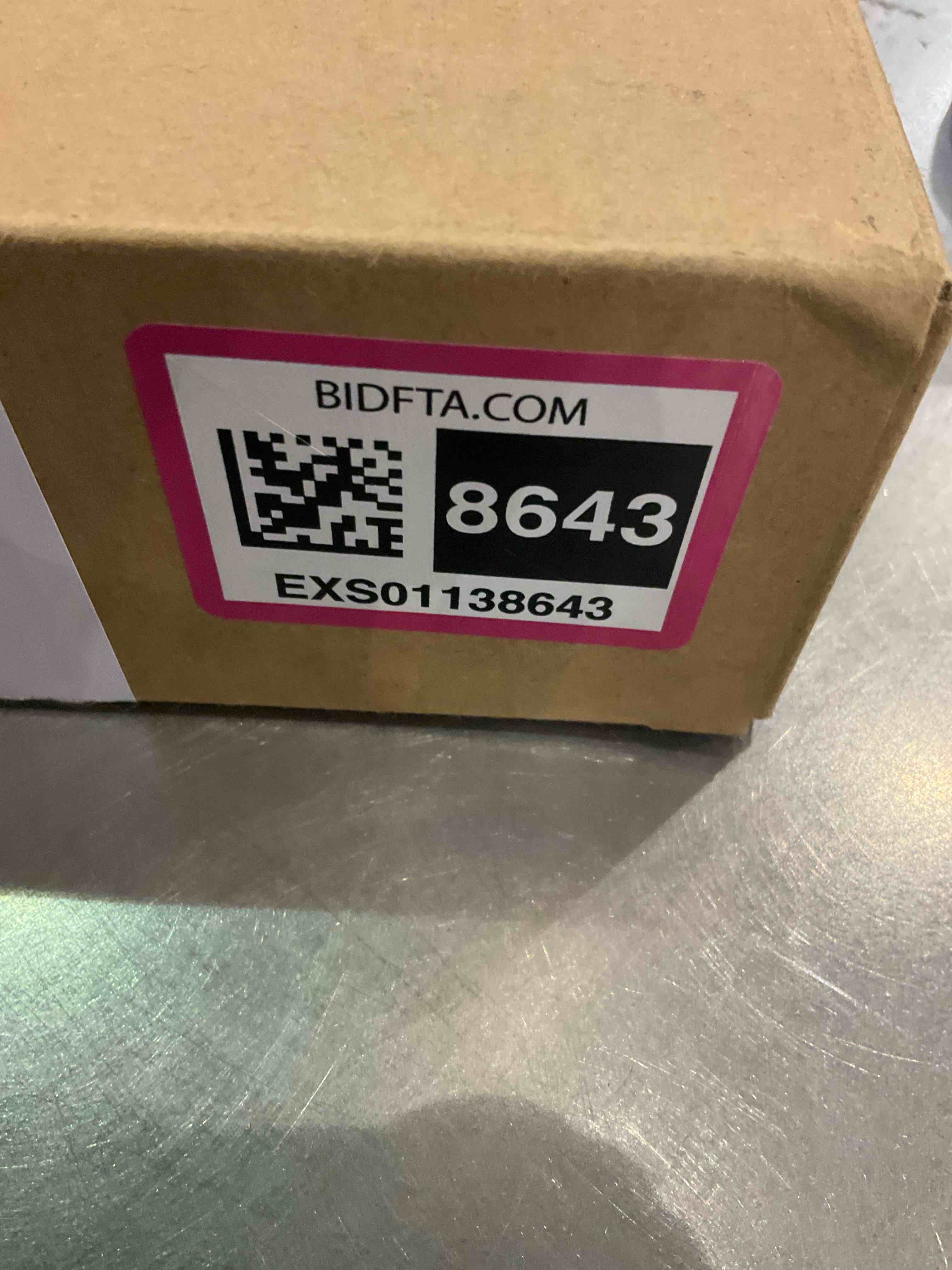 https://s3.amazonaws.com/lotting-images-prod/bidfta/EXS01138643_1706031560094.jpeg