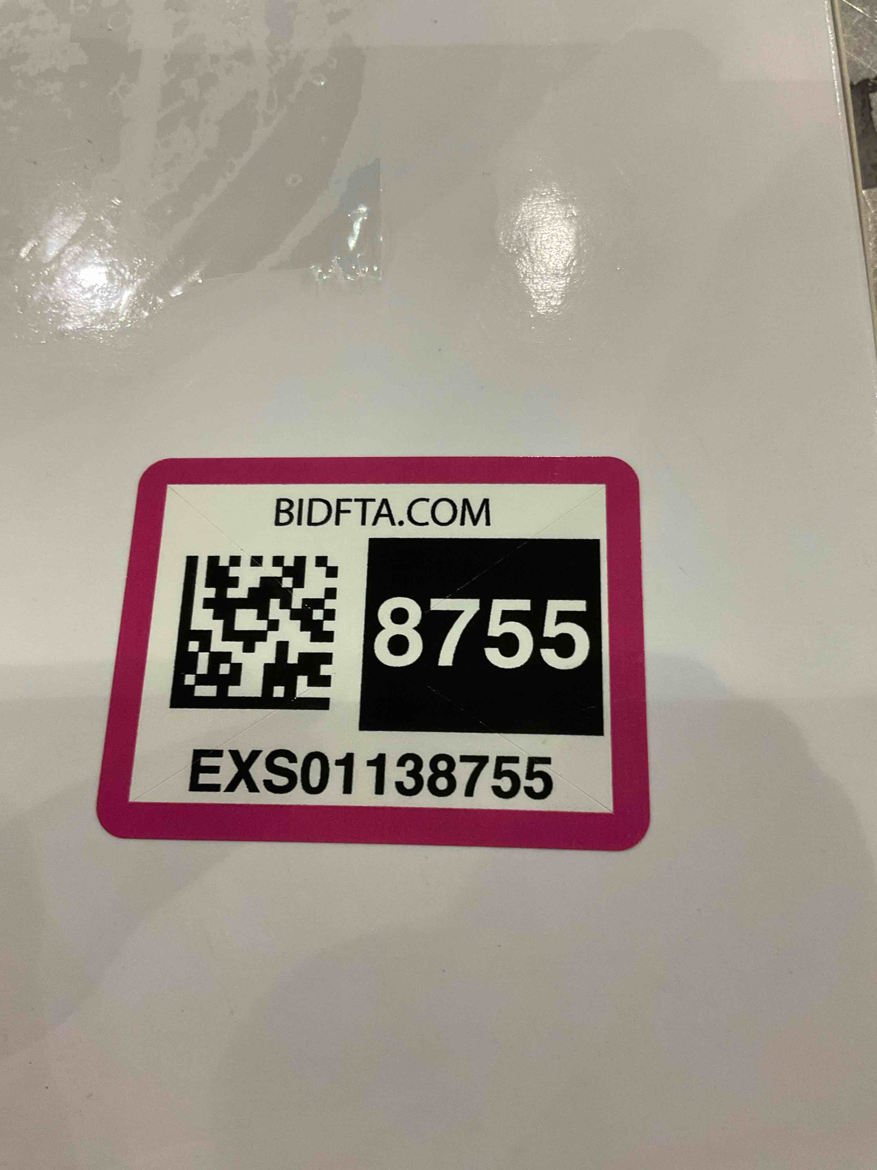 https://s3.amazonaws.com/lotting-images-prod/bidfta/EXS01138755_1706098280016.jpeg