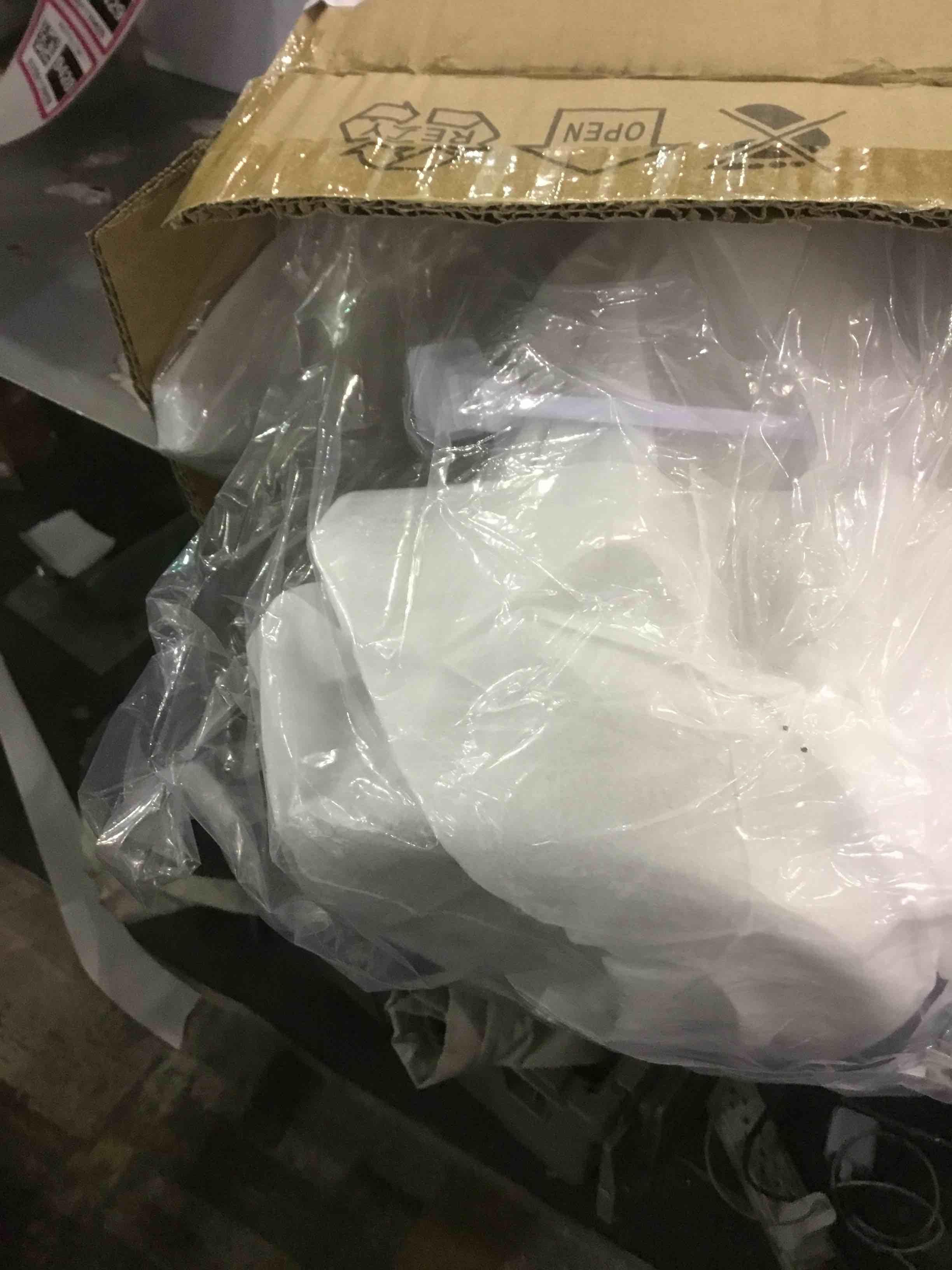 https://s3.amazonaws.com/lotting-images-prod/bidfta/EXS01139428_1706014524167.jpeg