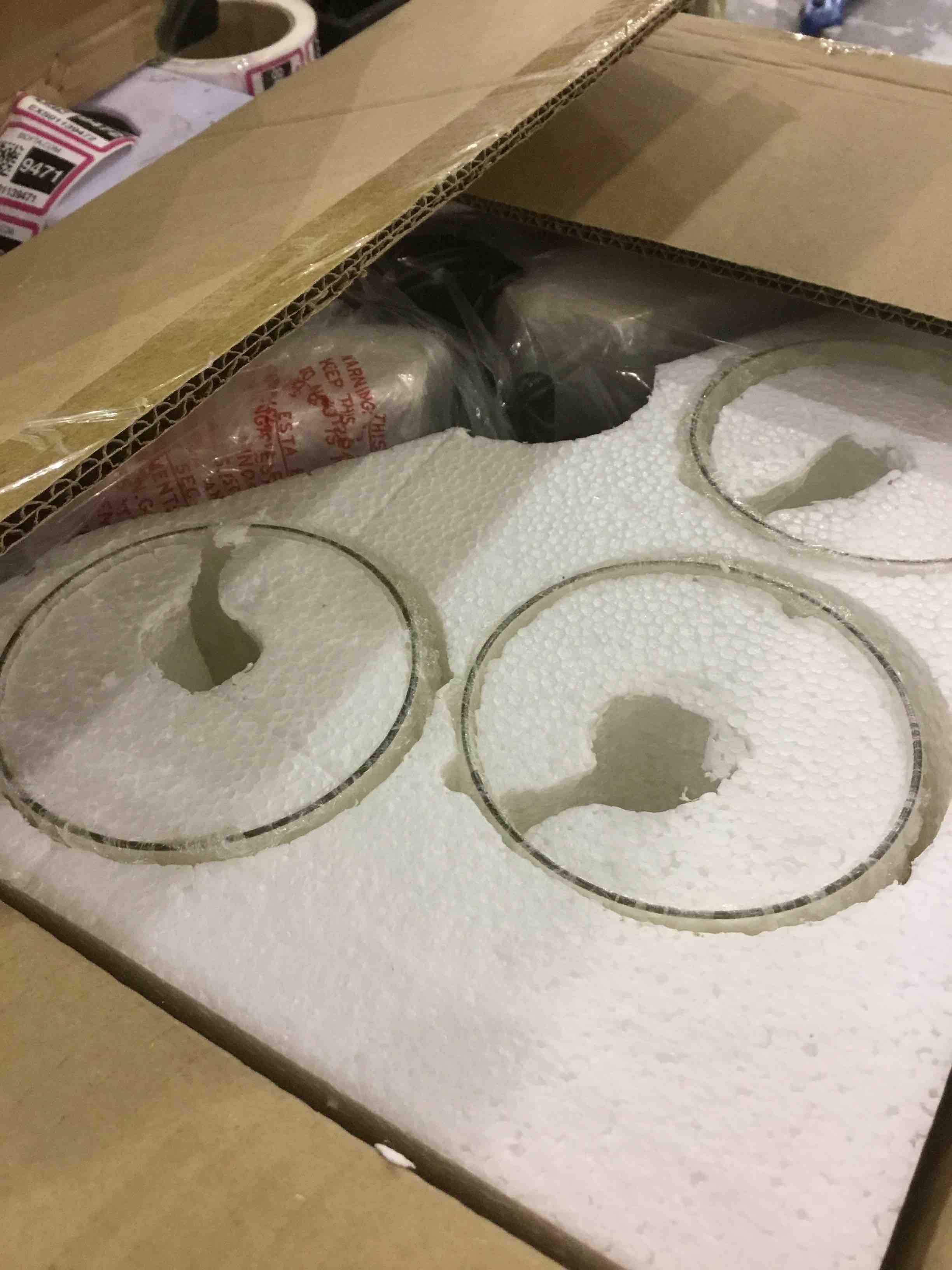 3 lite bathroom fixtures