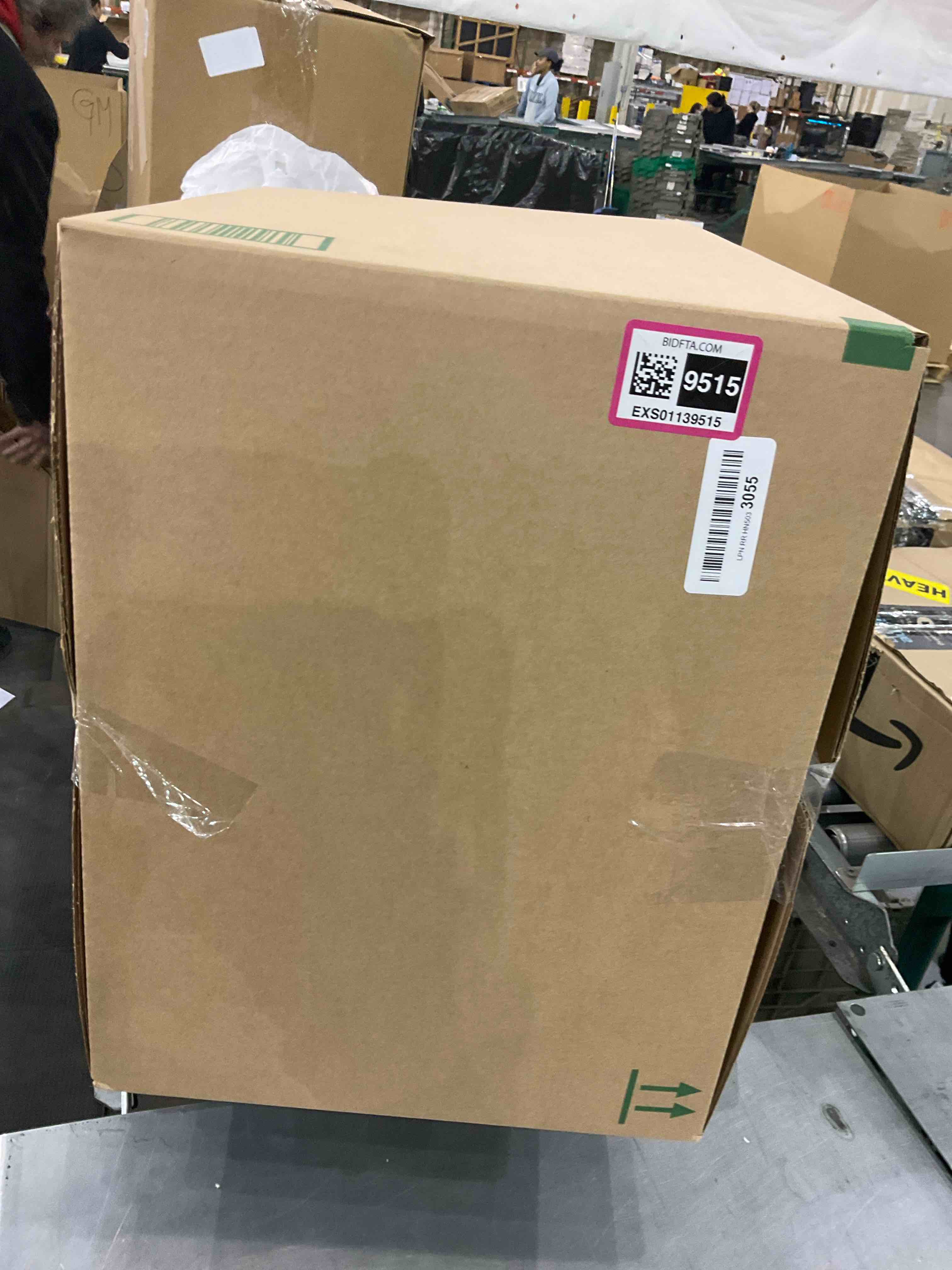 https://s3.amazonaws.com/lotting-images-prod/bidfta/EXS01139515_1706272024423.jpeg