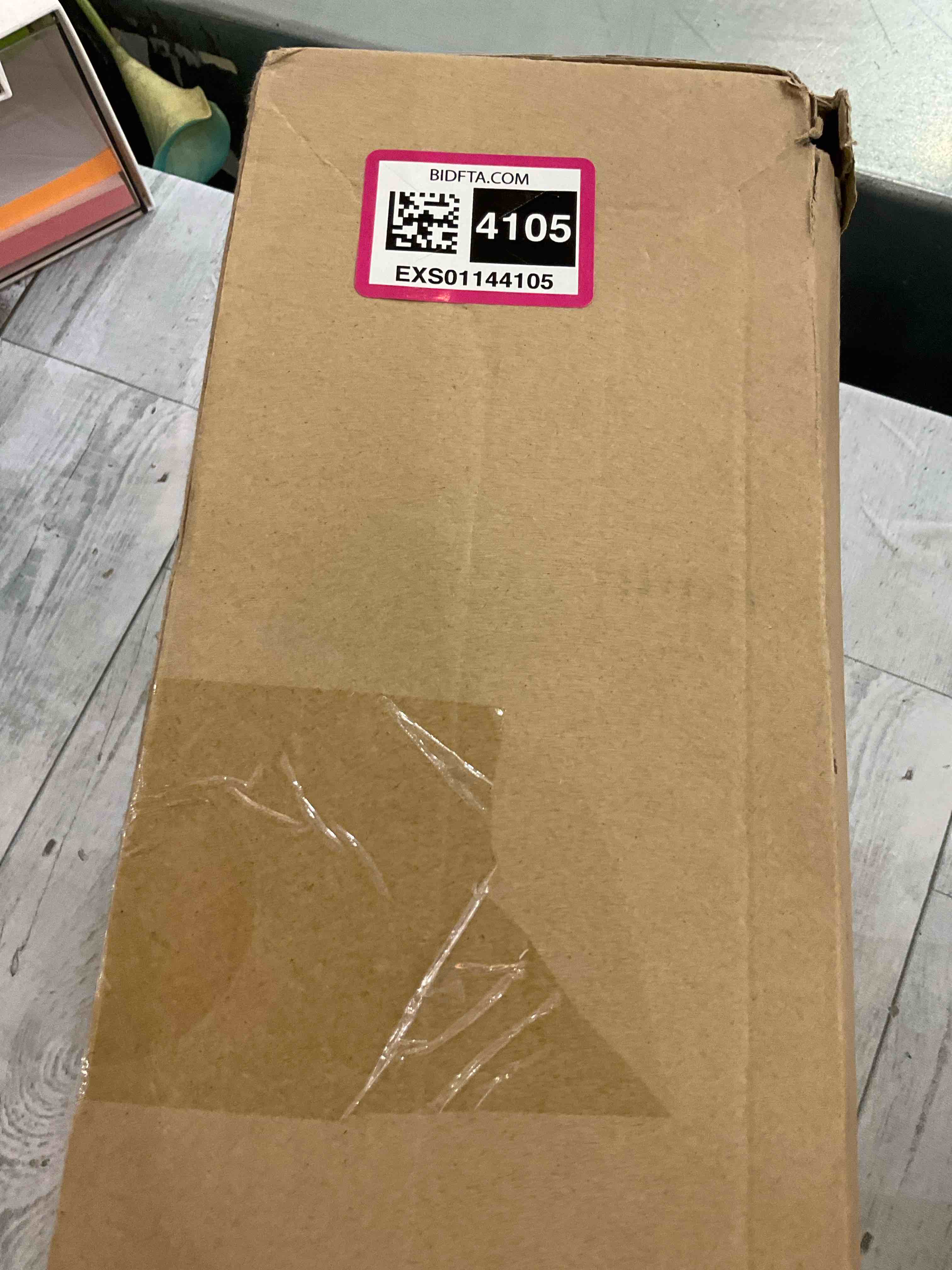 https://s3.amazonaws.com/lotting-images-prod/bidfta/EXS01144105_1707853569871.jpeg