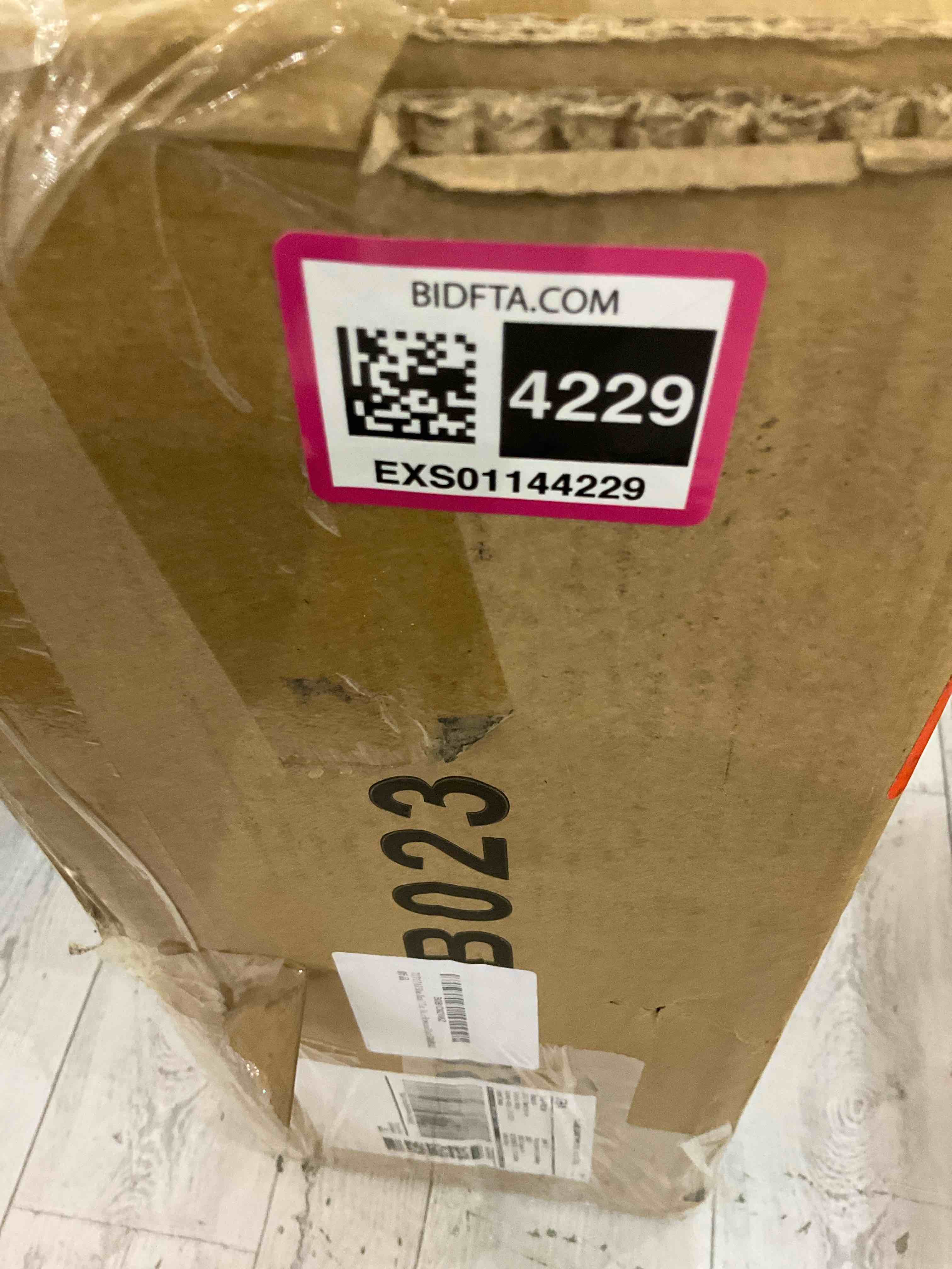 https://s3.amazonaws.com/lotting-images-prod/bidfta/EXS01144229_1707933821988.jpeg