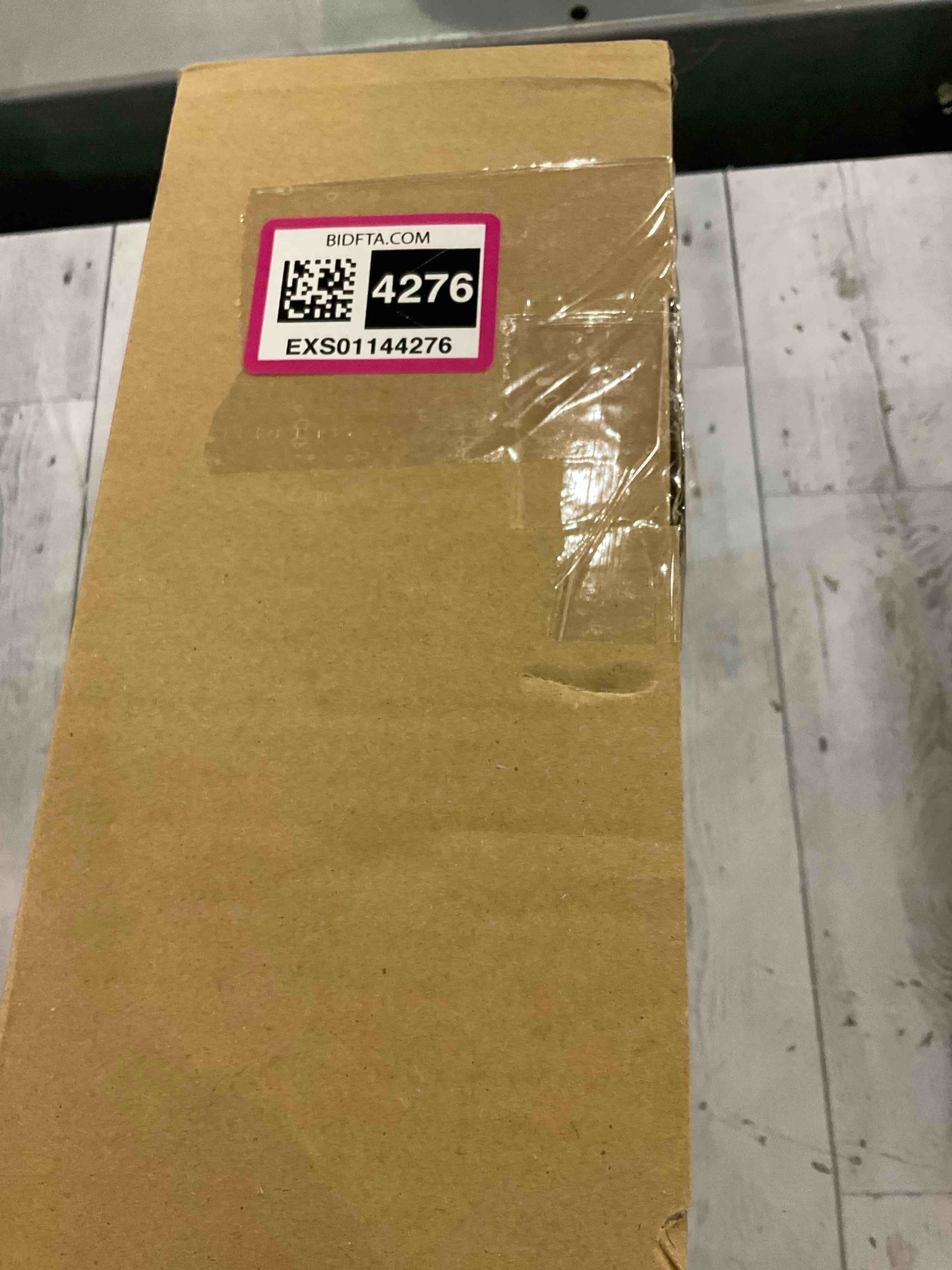https://s3.amazonaws.com/lotting-images-prod/bidfta/EXS01144276_1707999624474.jpeg