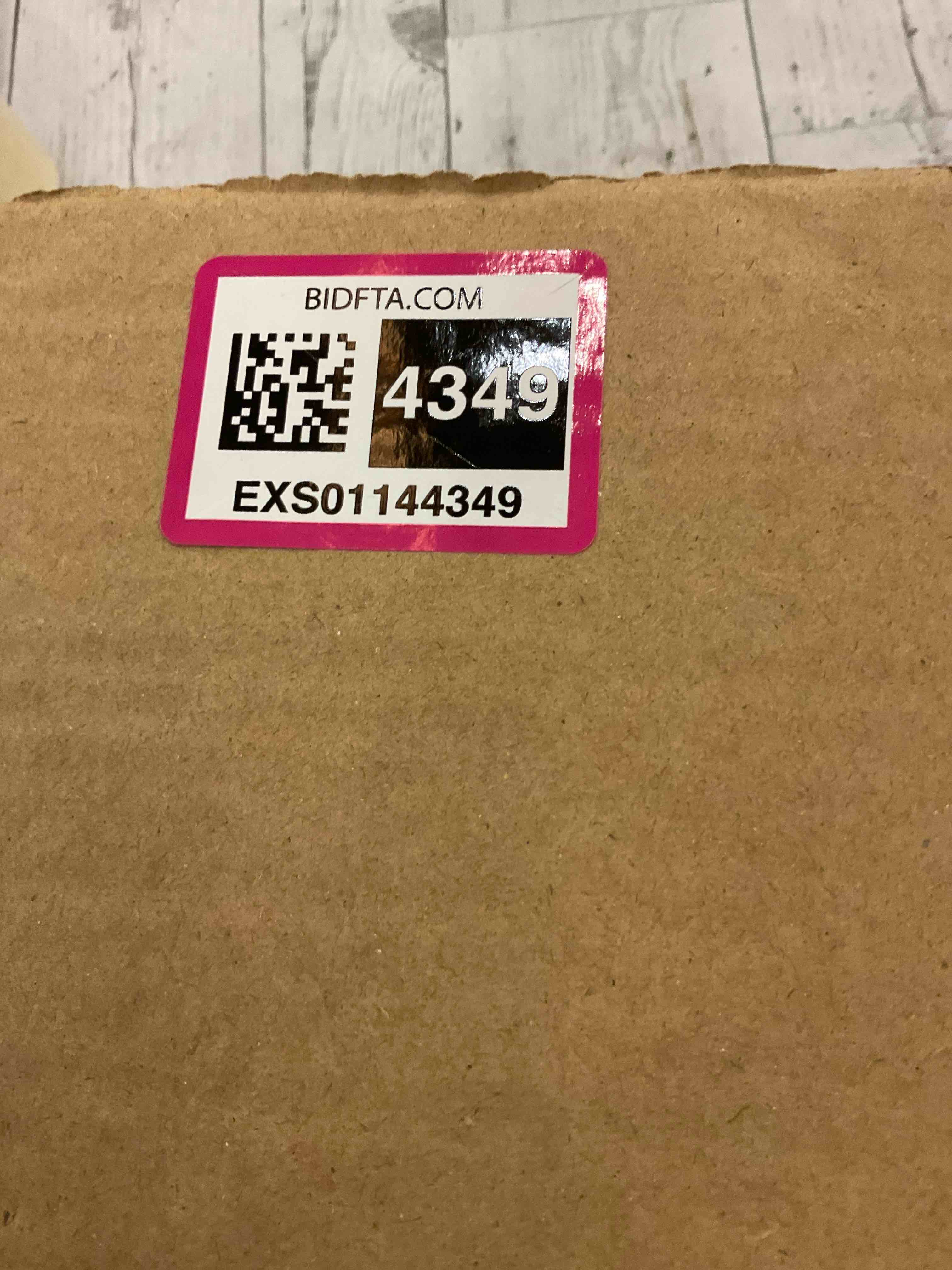 https://s3.amazonaws.com/lotting-images-prod/bidfta/EXS01144349_1708021376505.jpeg