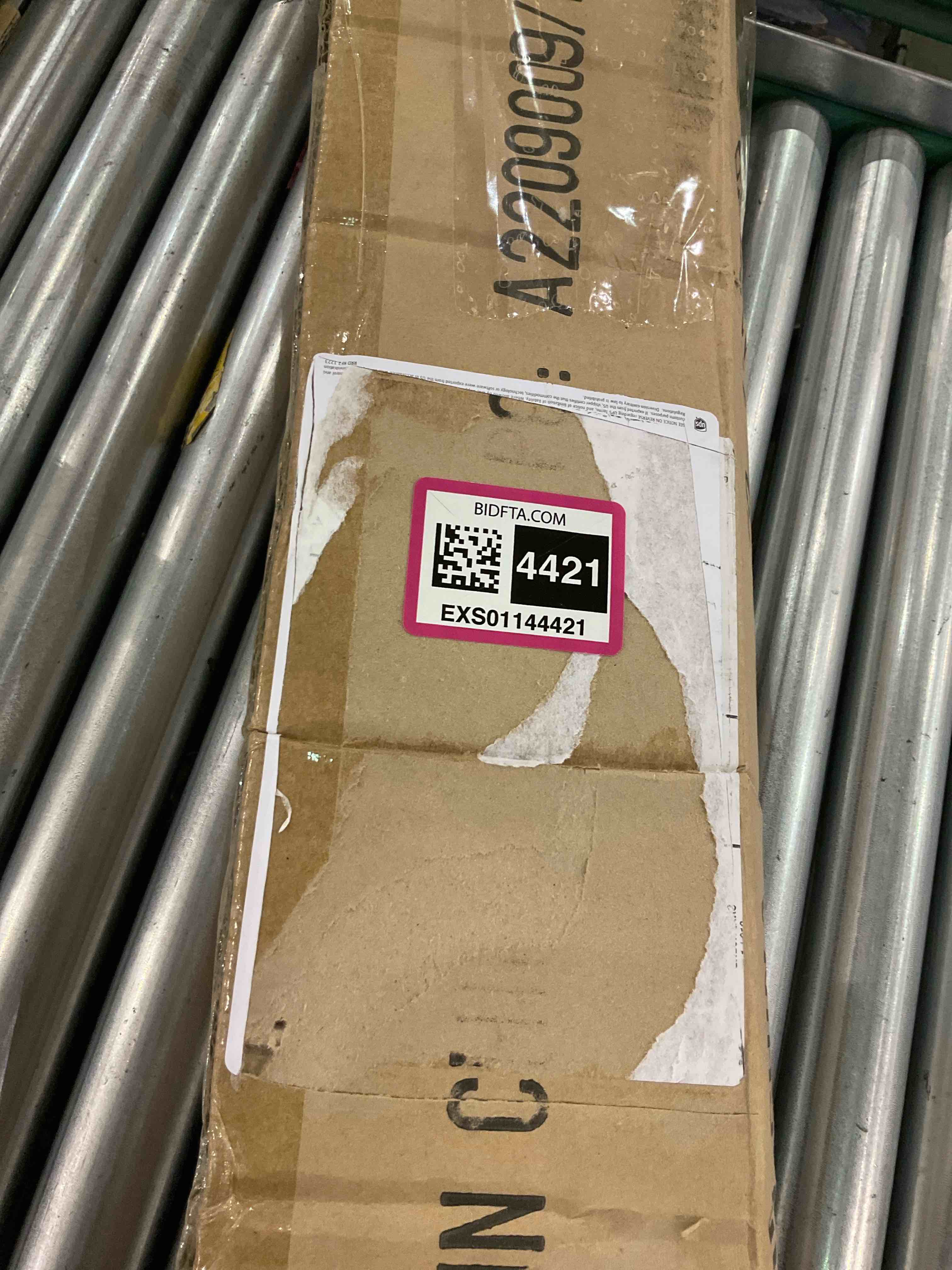 https://s3.amazonaws.com/lotting-images-prod/bidfta/EXS01144421_1708090241530.jpeg