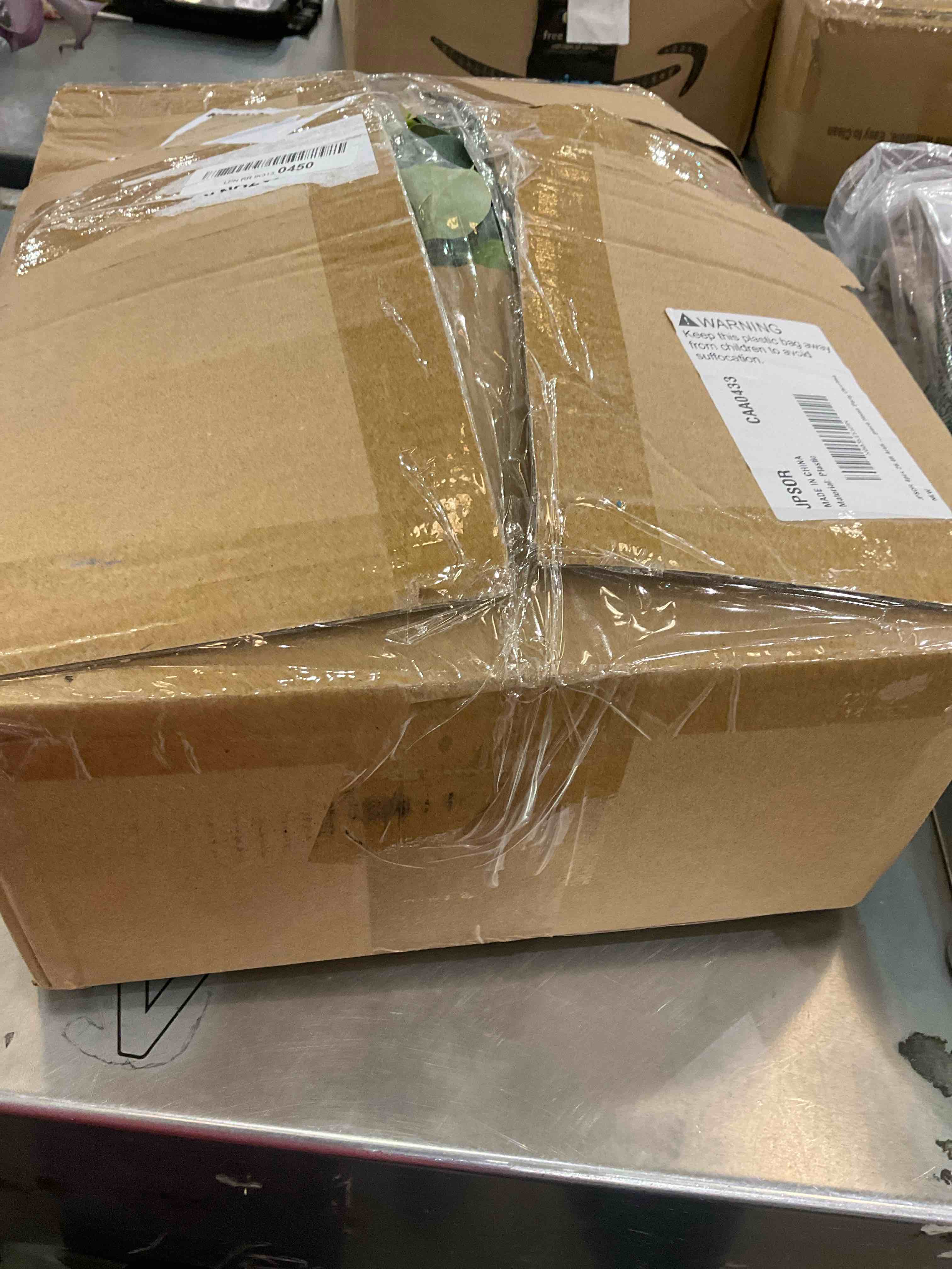 https://s3.amazonaws.com/lotting-images-prod/bidfta/EXS01146844_1707854984444.jpeg
