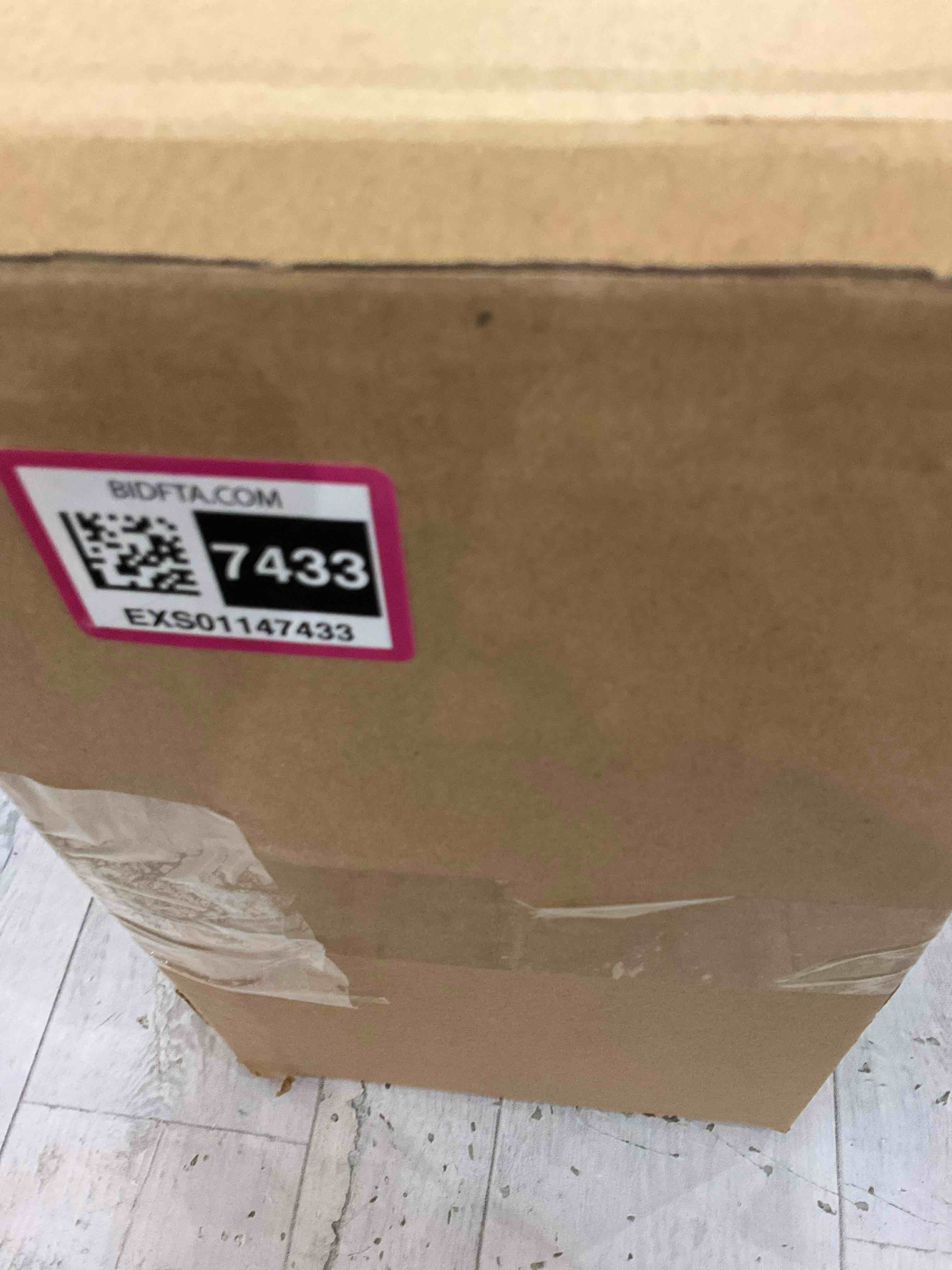 https://s3.amazonaws.com/lotting-images-prod/bidfta/EXS01147433_1708544193490.jpeg