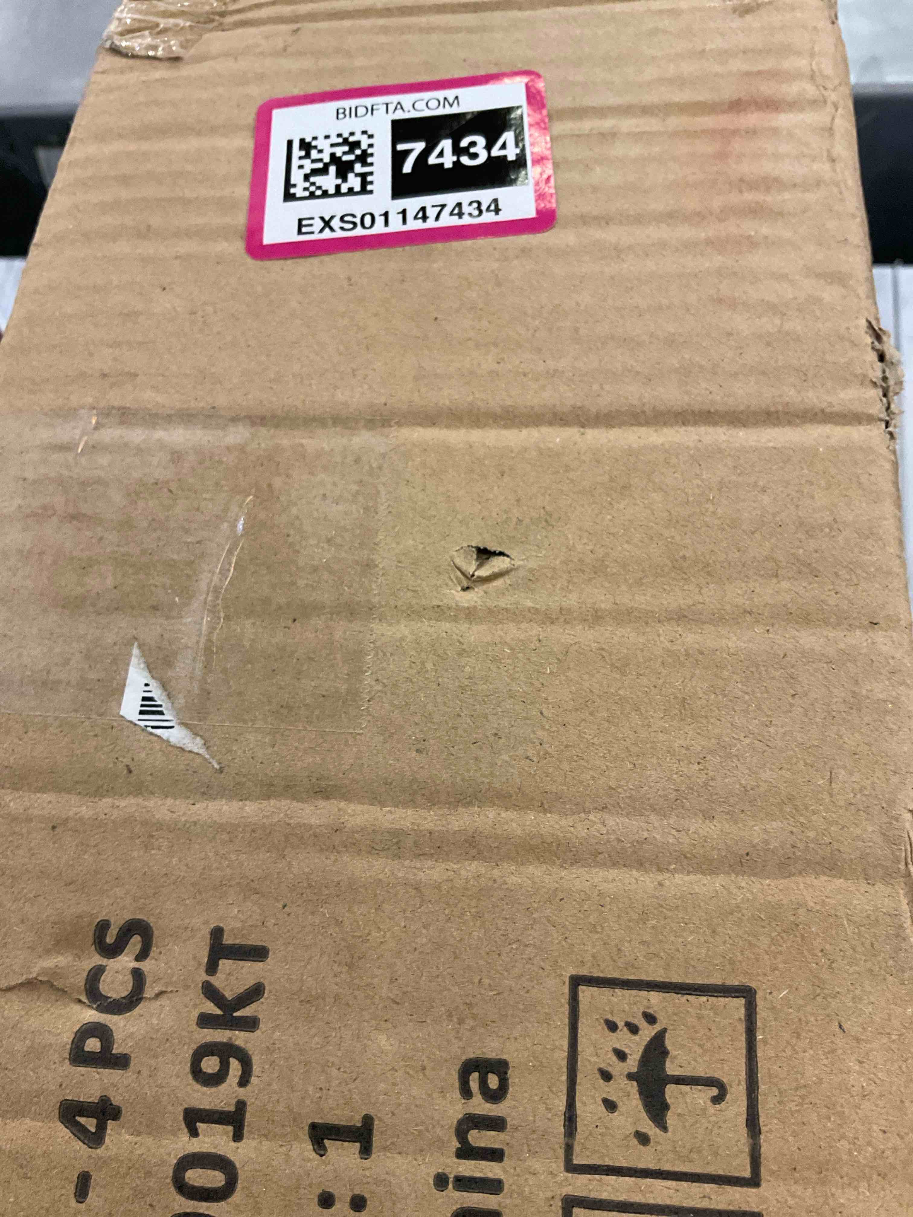 https://s3.amazonaws.com/lotting-images-prod/bidfta/EXS01147434_1708544281896.jpeg