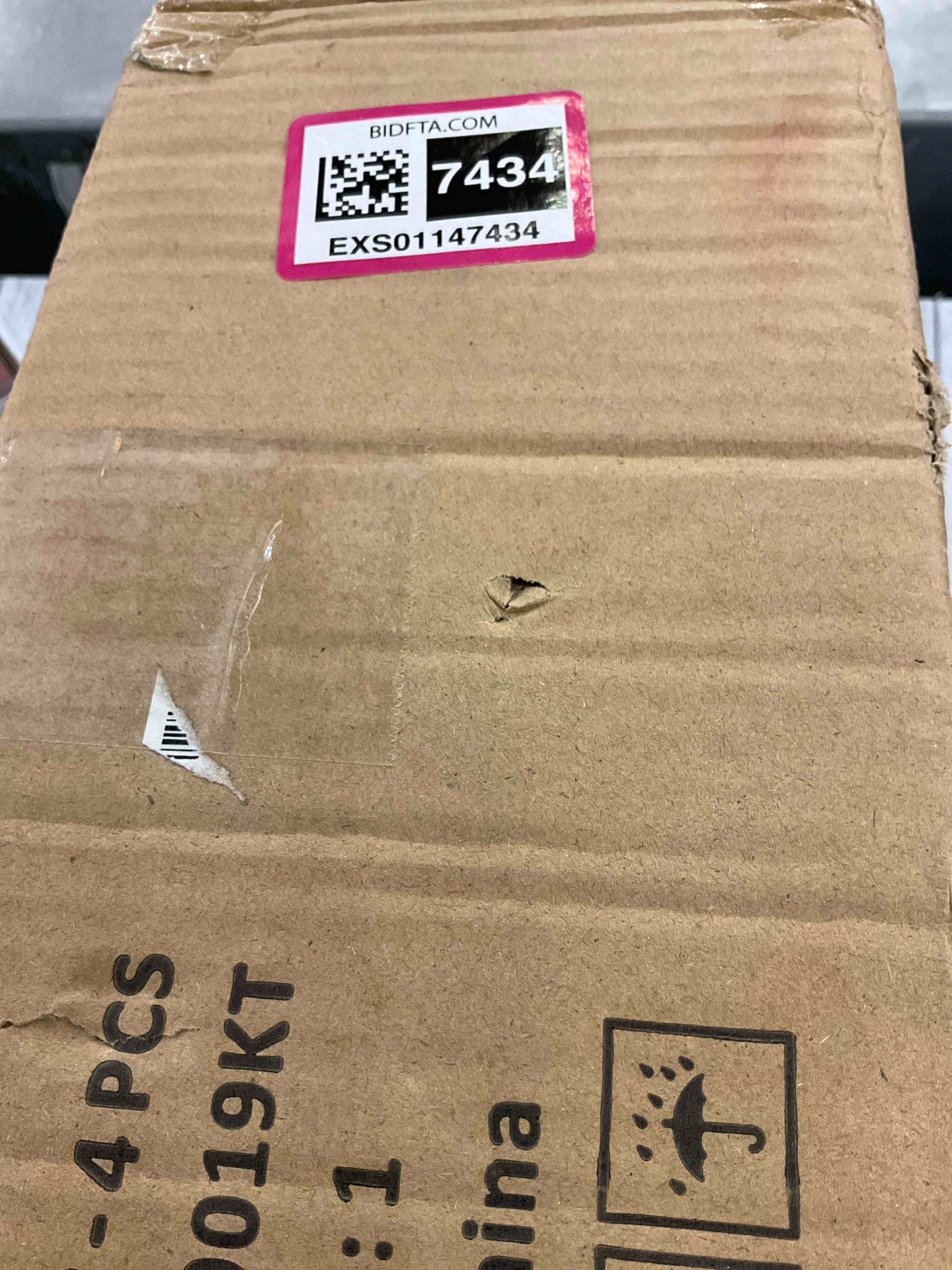 https://s3.amazonaws.com/lotting-images-prod/bidfta/EXS01147434_1708544283229.jpeg
