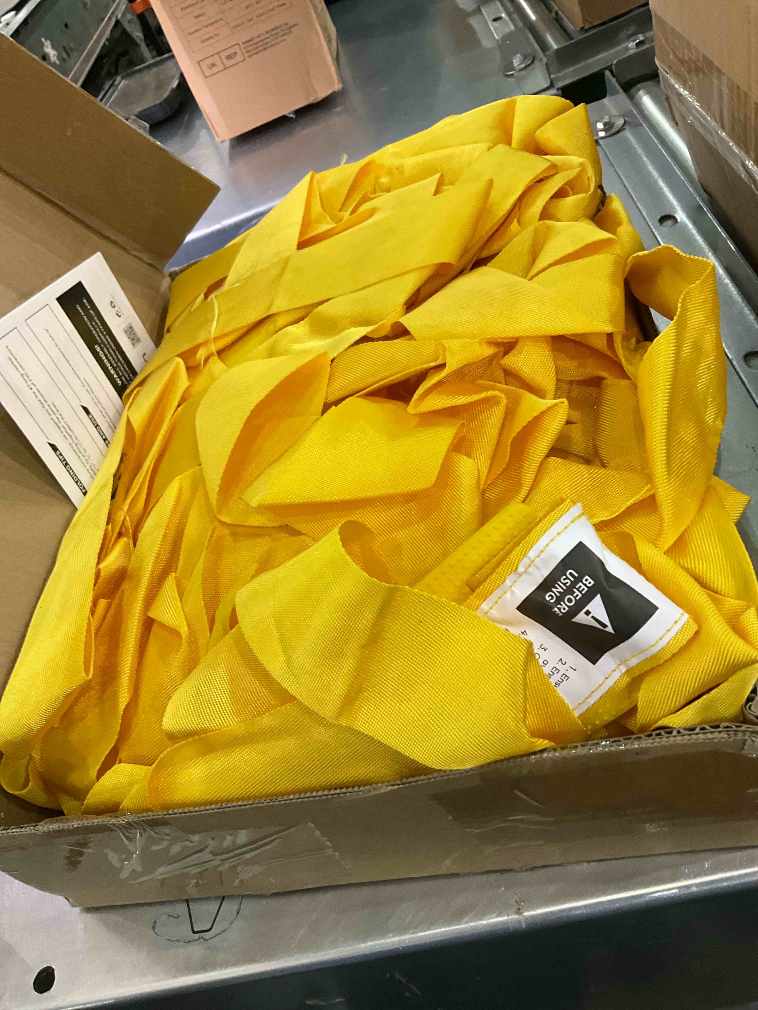 https://s3.amazonaws.com/lotting-images-prod/bidfta/EXS01147530_1708004916065.jpeg