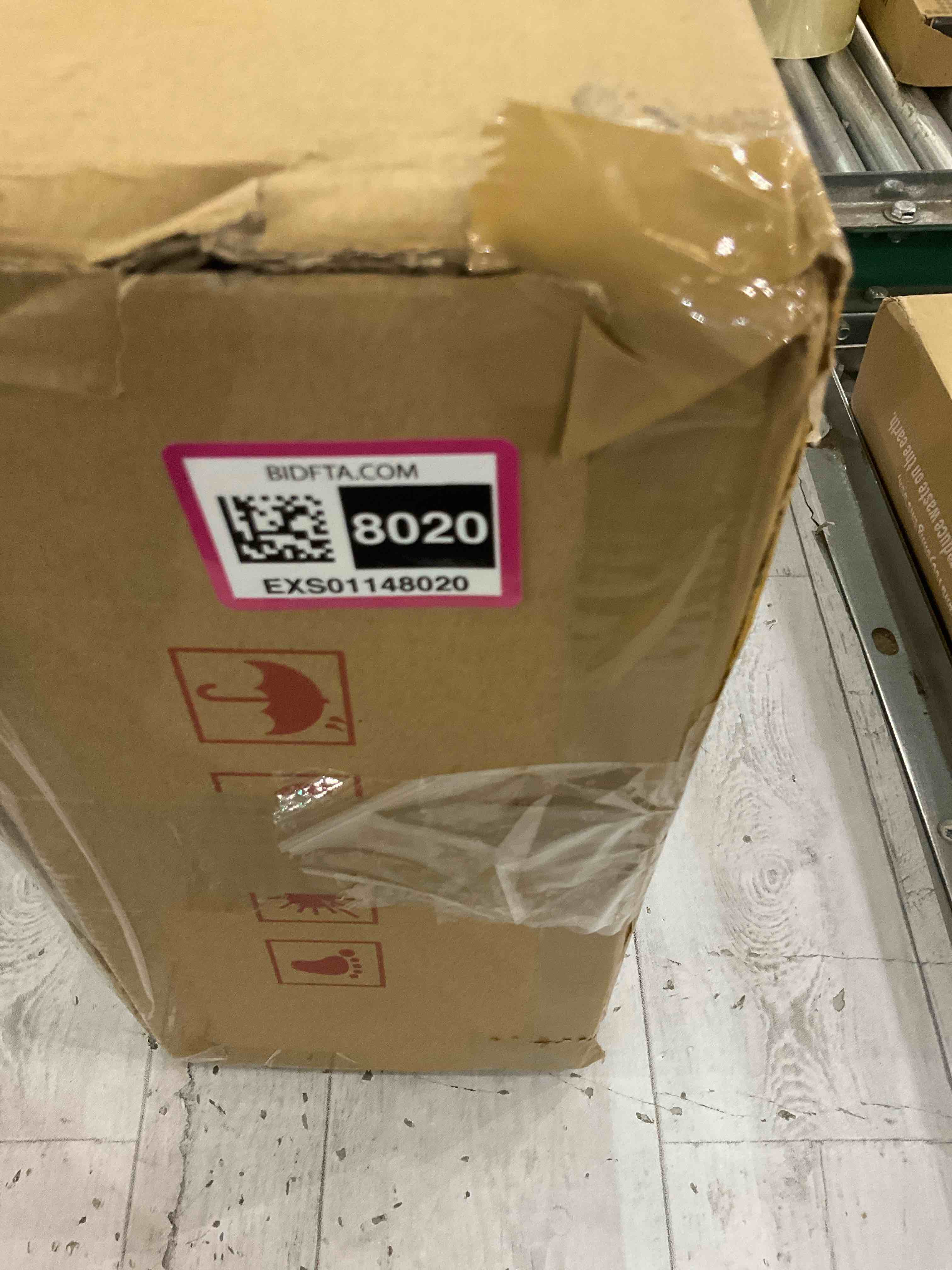 https://s3.amazonaws.com/lotting-images-prod/bidfta/EXS01148020_1708620795780.jpeg
