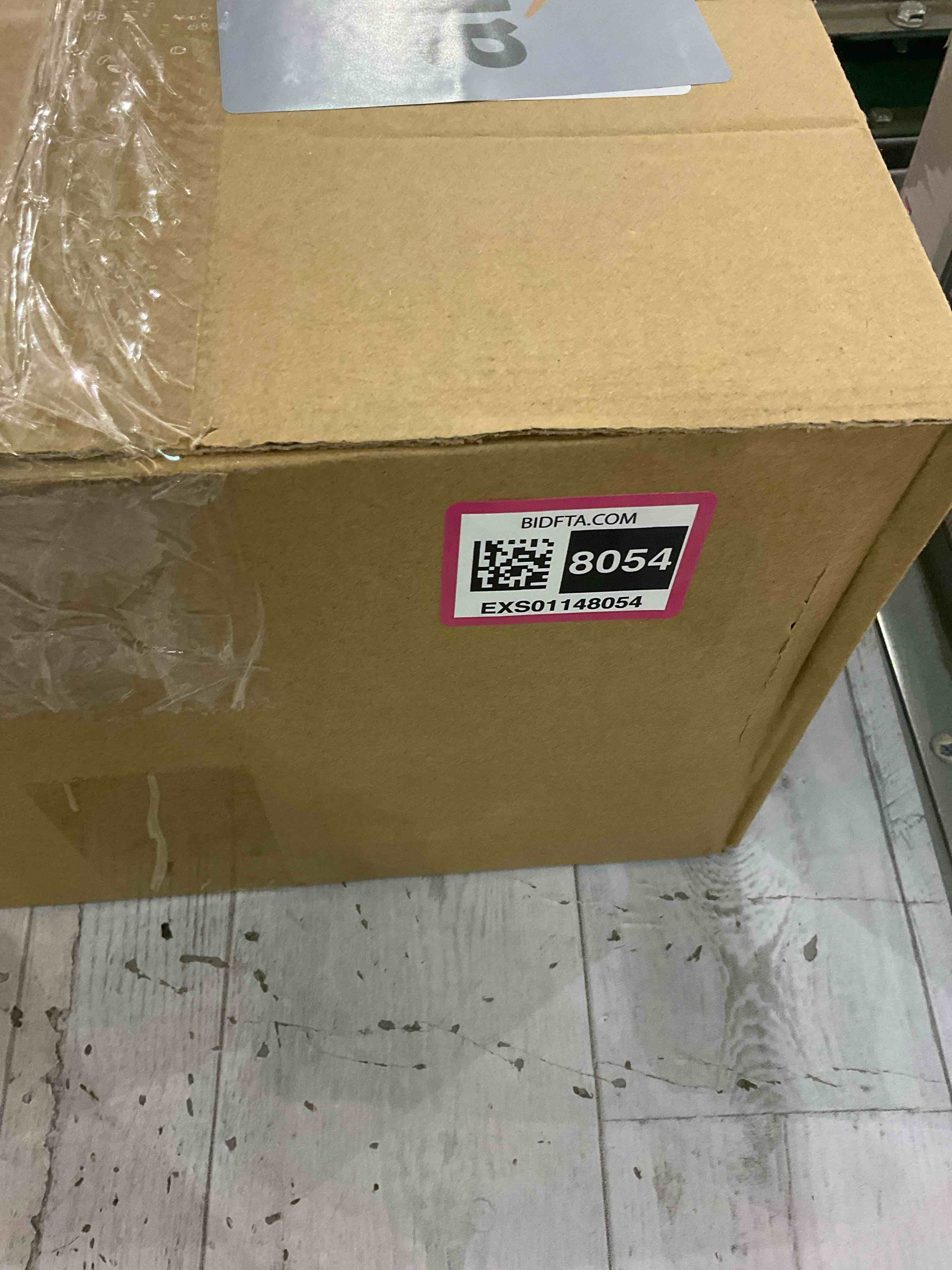 https://s3.amazonaws.com/lotting-images-prod/bidfta/EXS01148054_1708630131552.jpeg