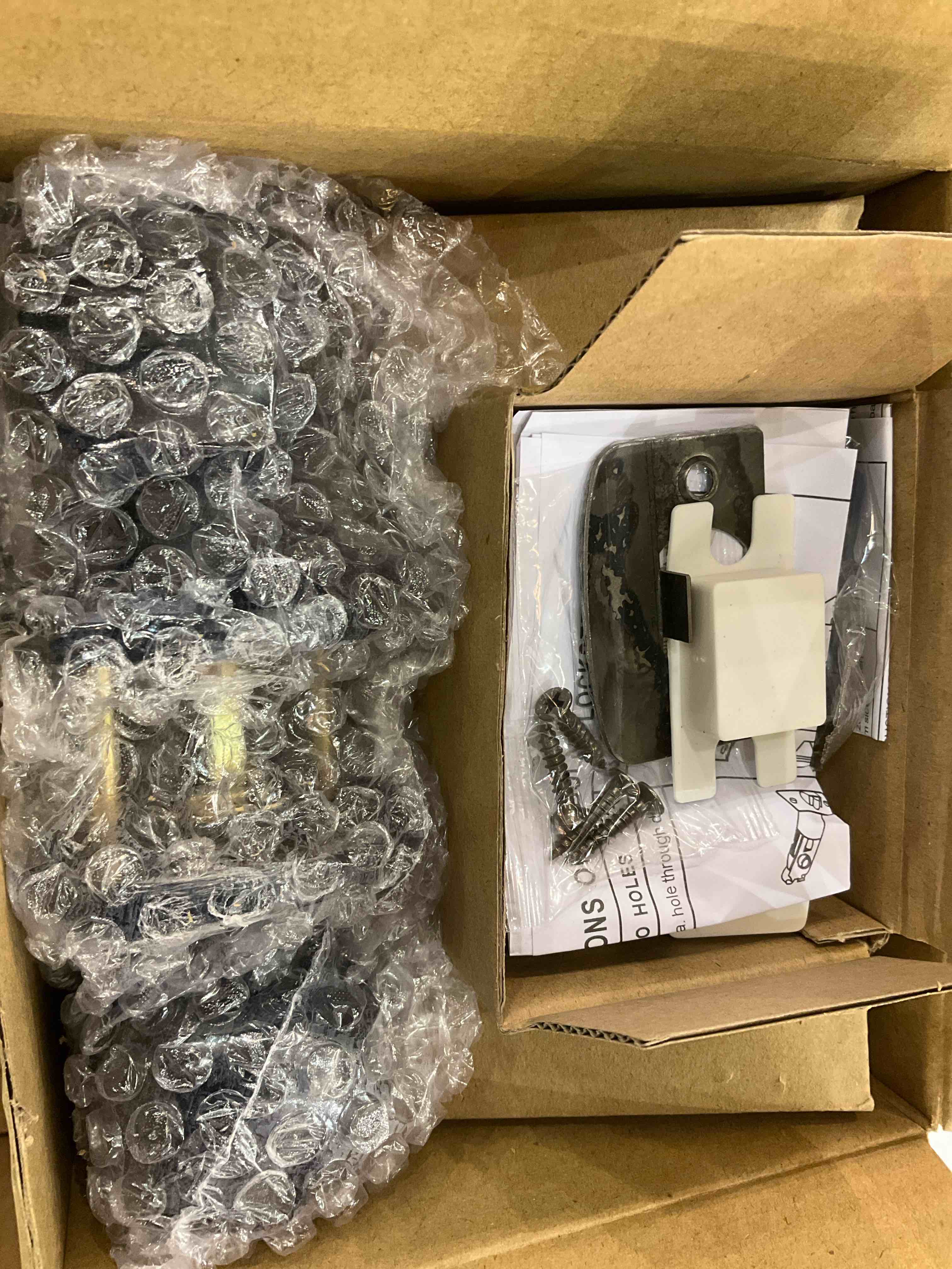 https://s3.amazonaws.com/lotting-images-prod/bidfta/EXS01148854_1708529117494.jpeg