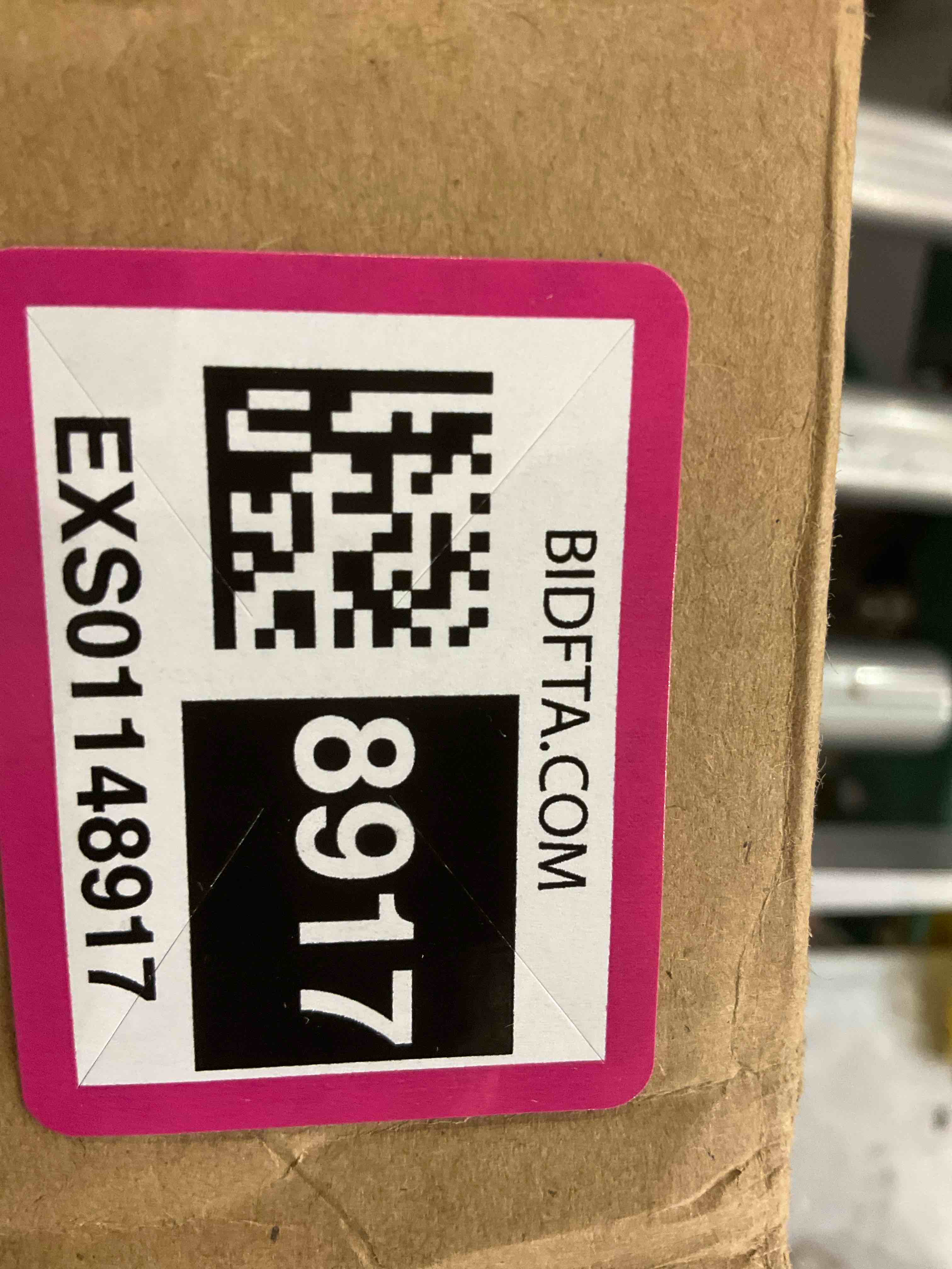 https://s3.amazonaws.com/lotting-images-prod/bidfta/EXS01148917_1708544245586.jpeg
