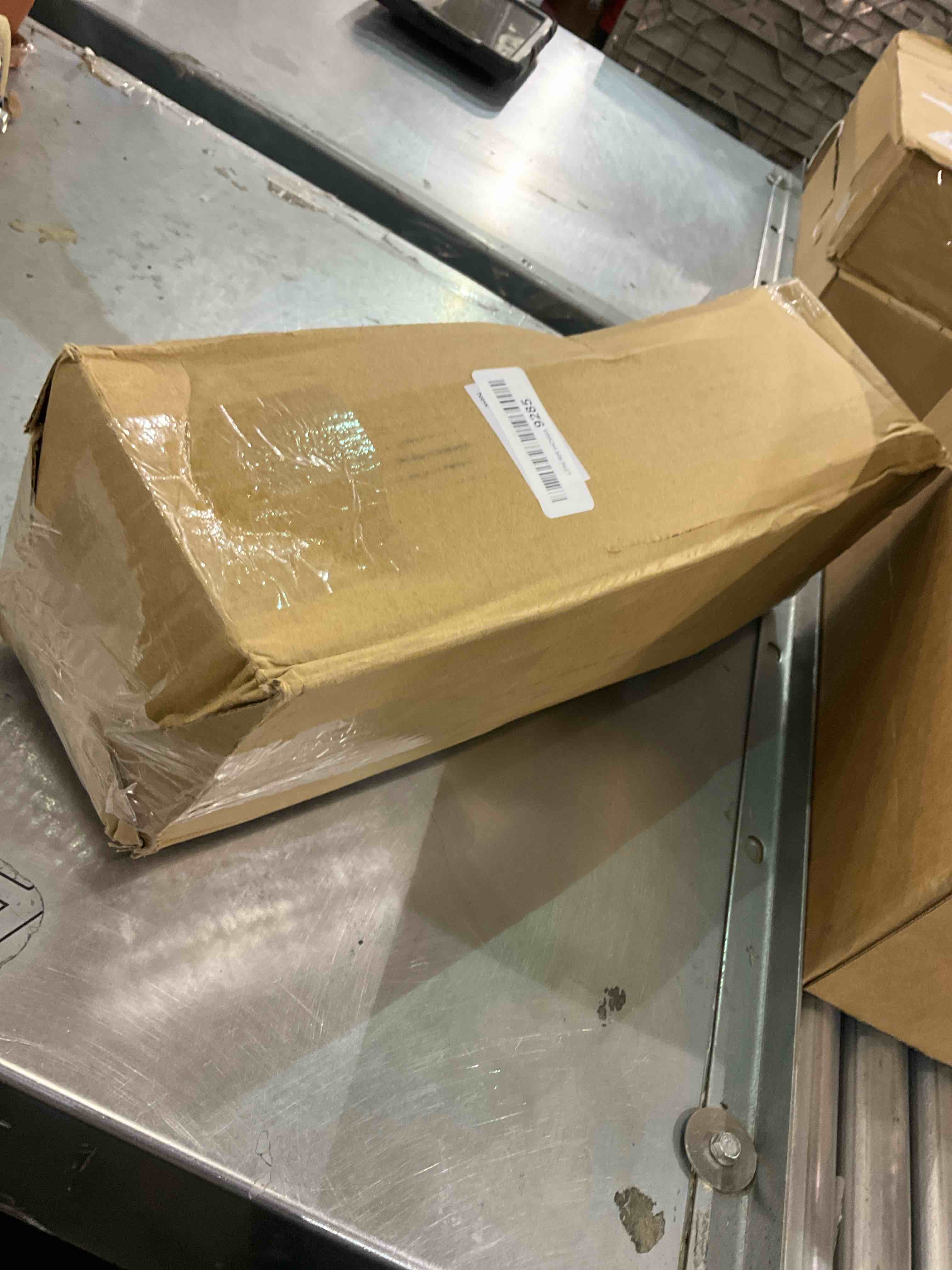 https://s3.amazonaws.com/lotting-images-prod/bidfta/EXS01149236_1708606571590.jpeg