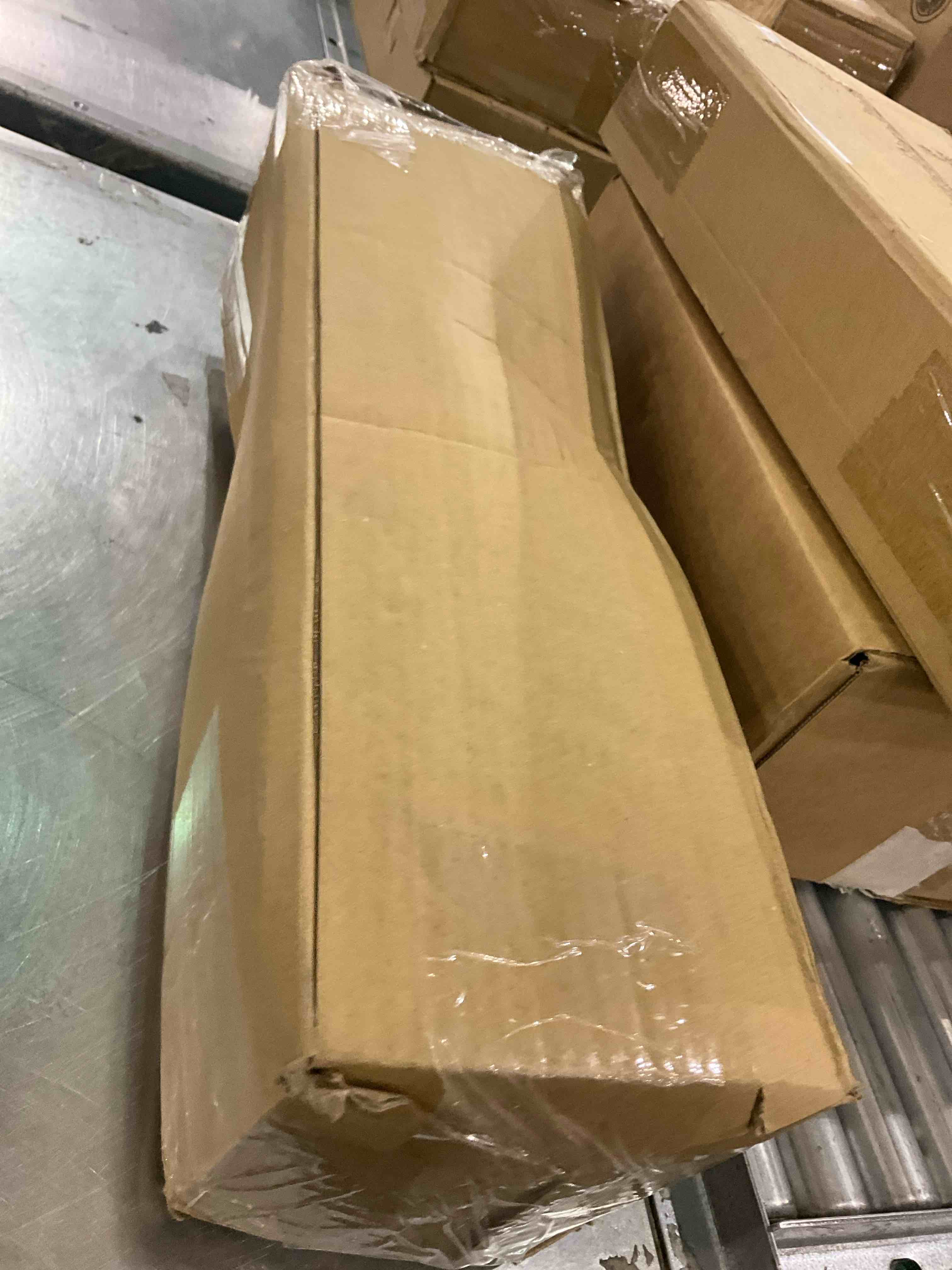 https://s3.amazonaws.com/lotting-images-prod/bidfta/EXS01149236_1708606574497.jpeg