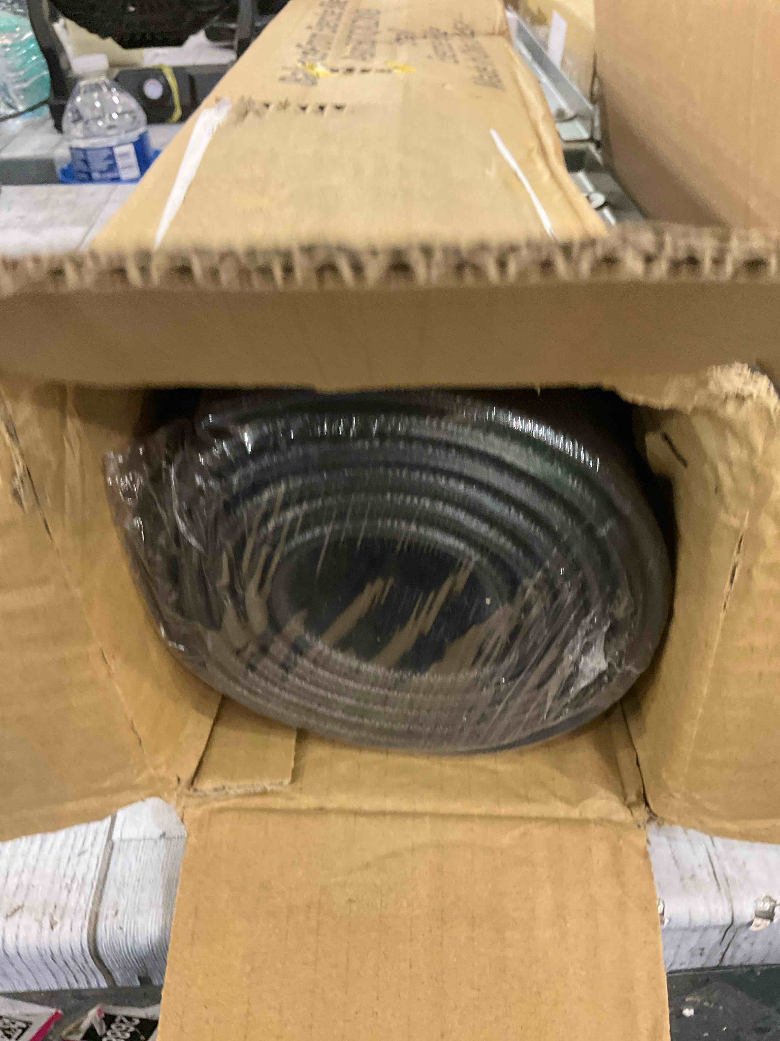 https://s3.amazonaws.com/lotting-images-prod/bidfta/EXS01151692_1704998459691.jpeg