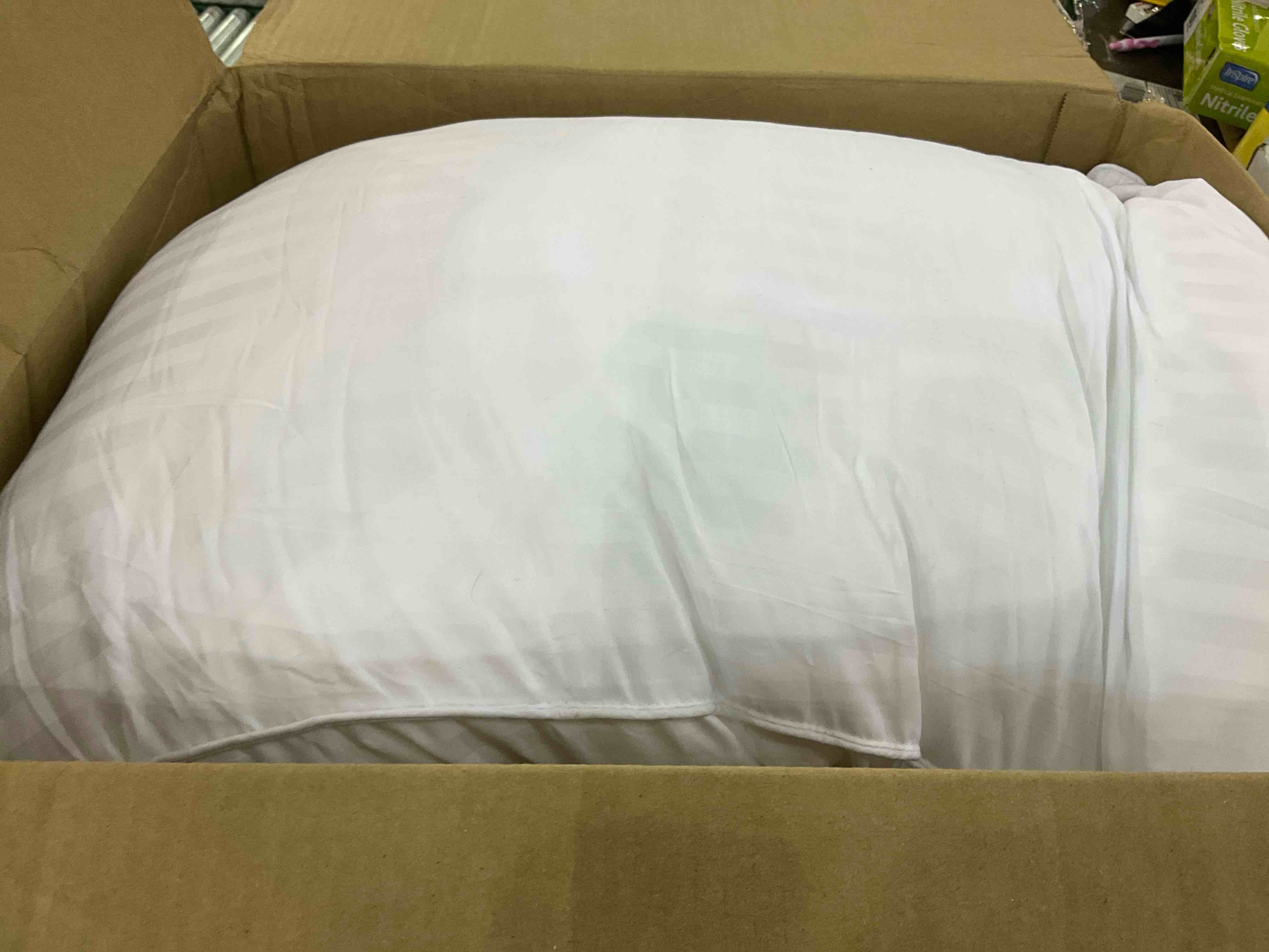 https://s3.amazonaws.com/lotting-images-prod/bidfta/EXS01152340_1706112019511.jpeg