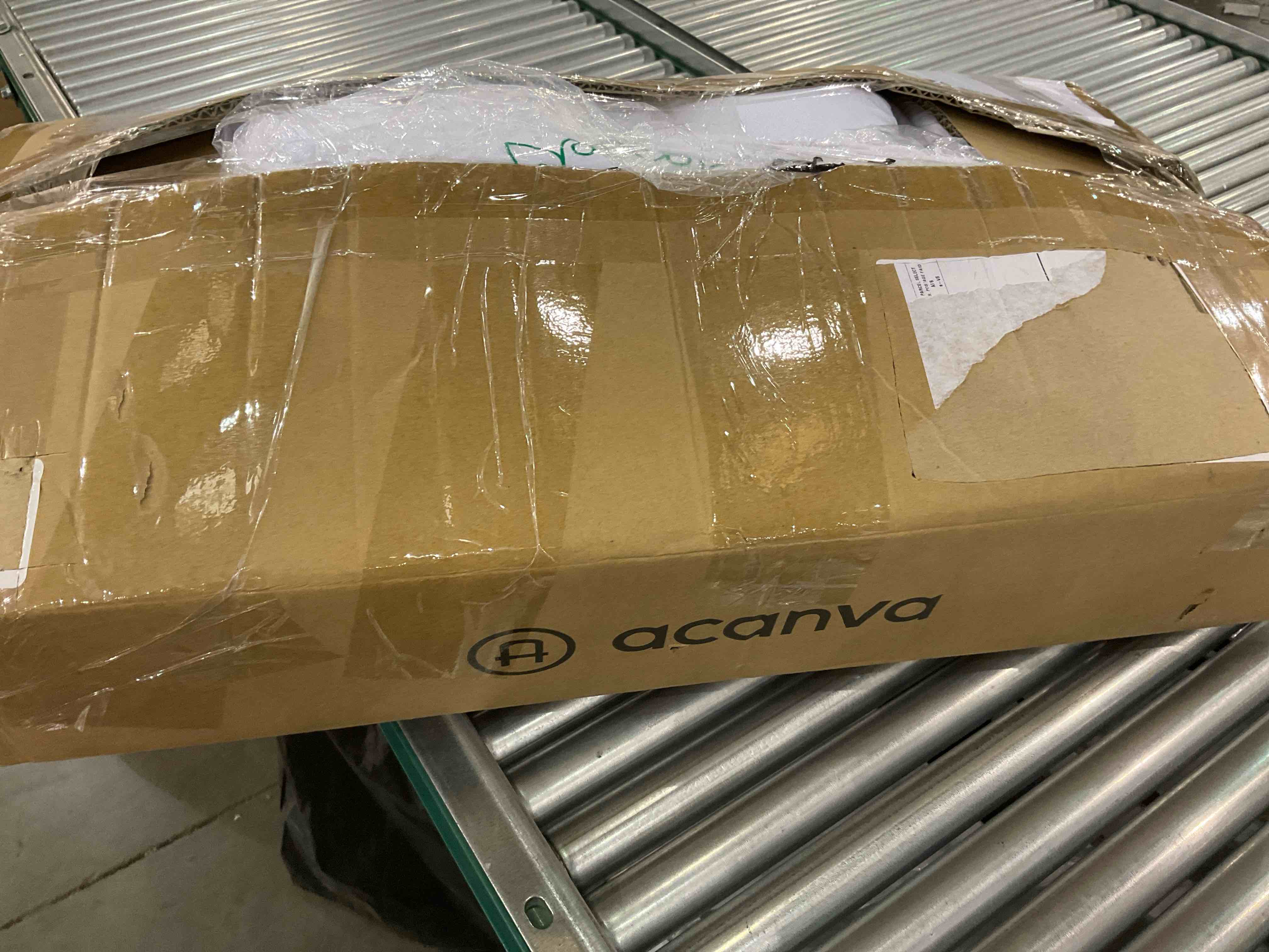 https://s3.amazonaws.com/lotting-images-prod/bidfta/EXS01152341_1706112101340.jpeg