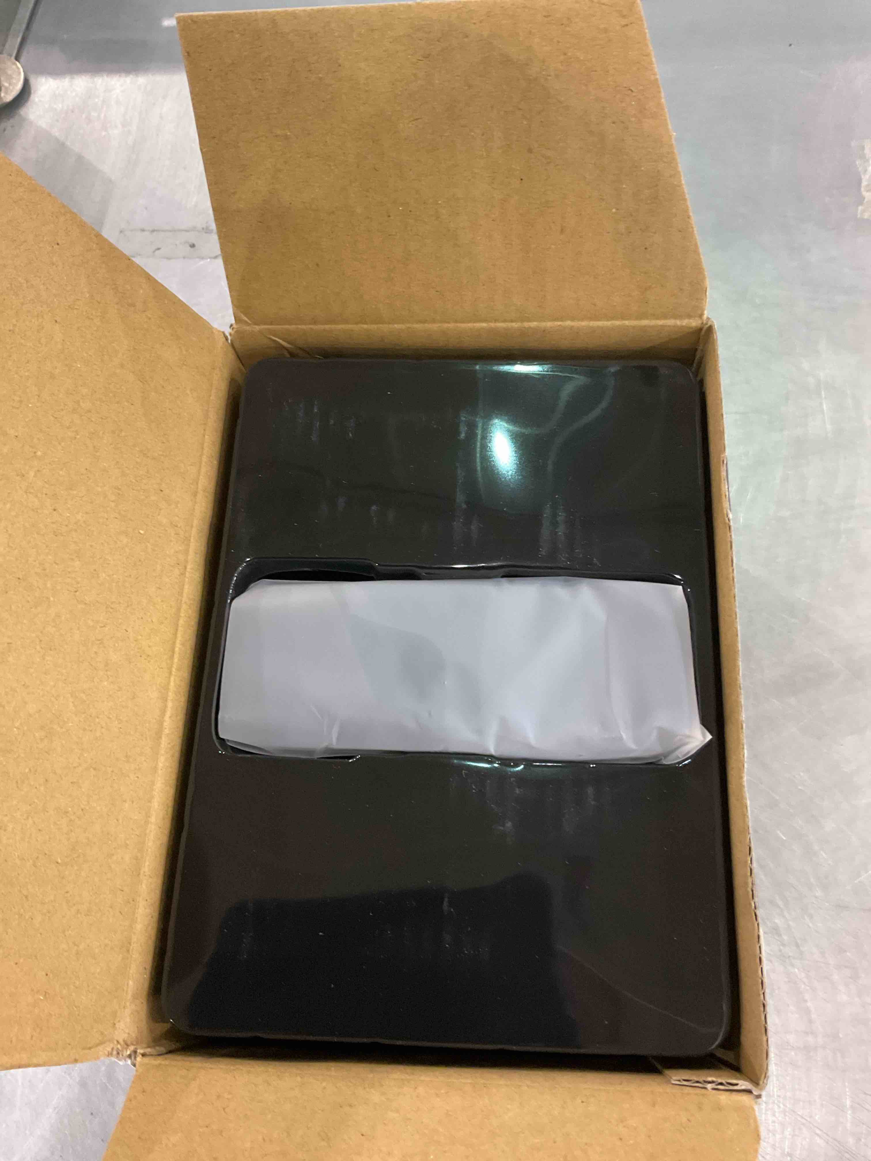 https://s3.amazonaws.com/lotting-images-prod/bidfta/EXS01154019_1705066310635.jpeg
