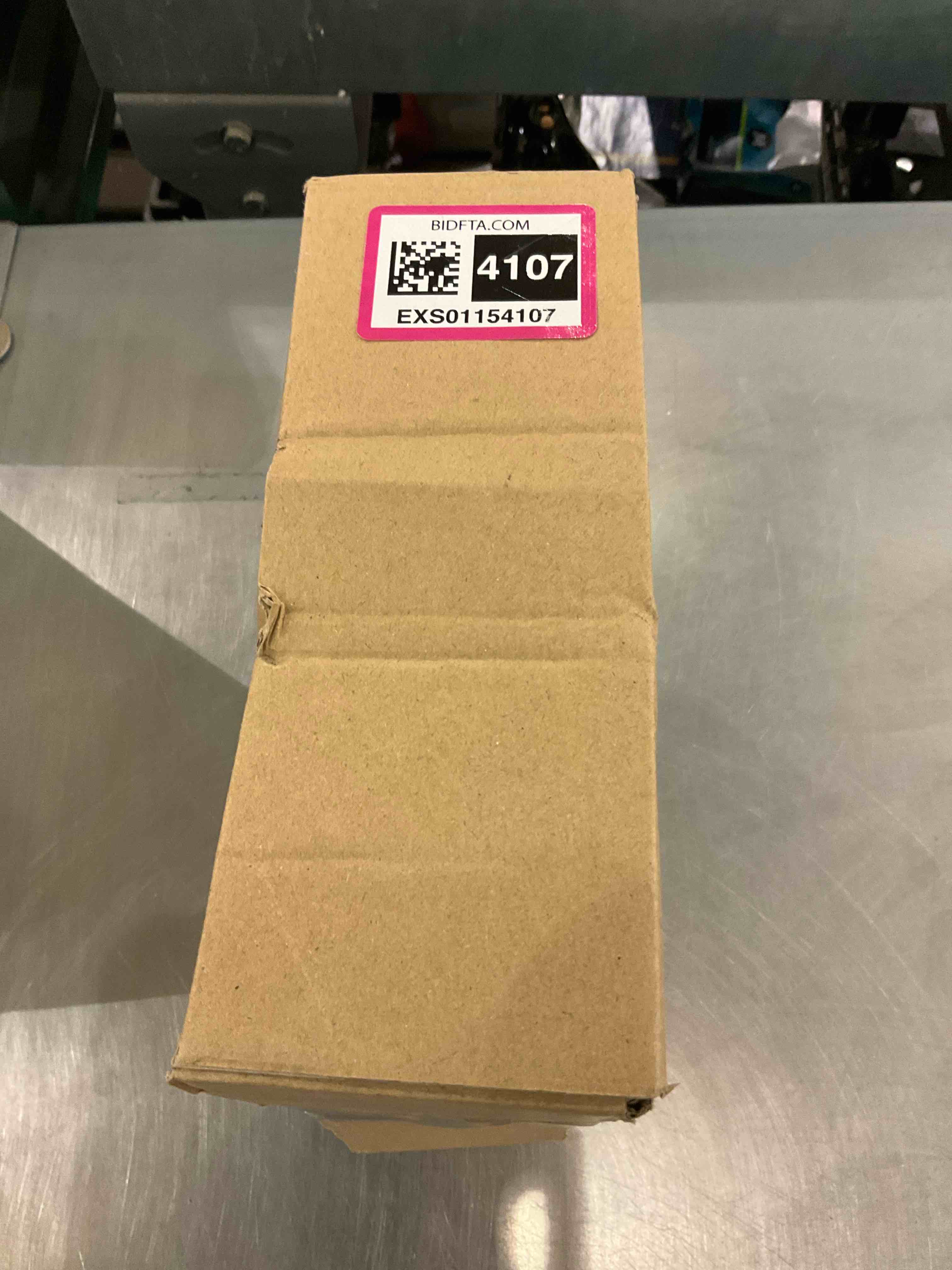 https://s3.amazonaws.com/lotting-images-prod/bidfta/EXS01154107_1705085486167.jpeg