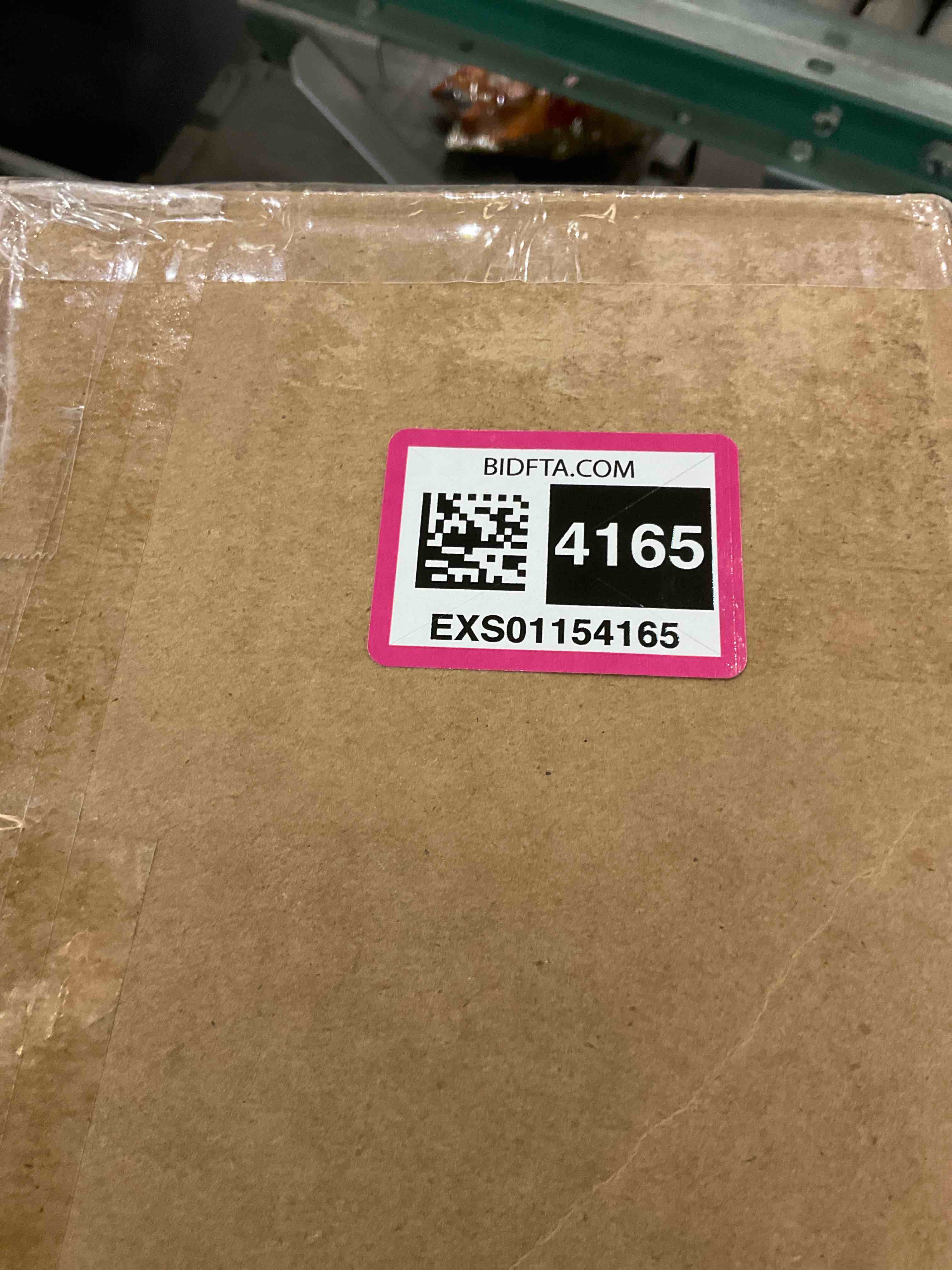 https://s3.amazonaws.com/lotting-images-prod/bidfta/EXS01154165_1705692051624.jpeg