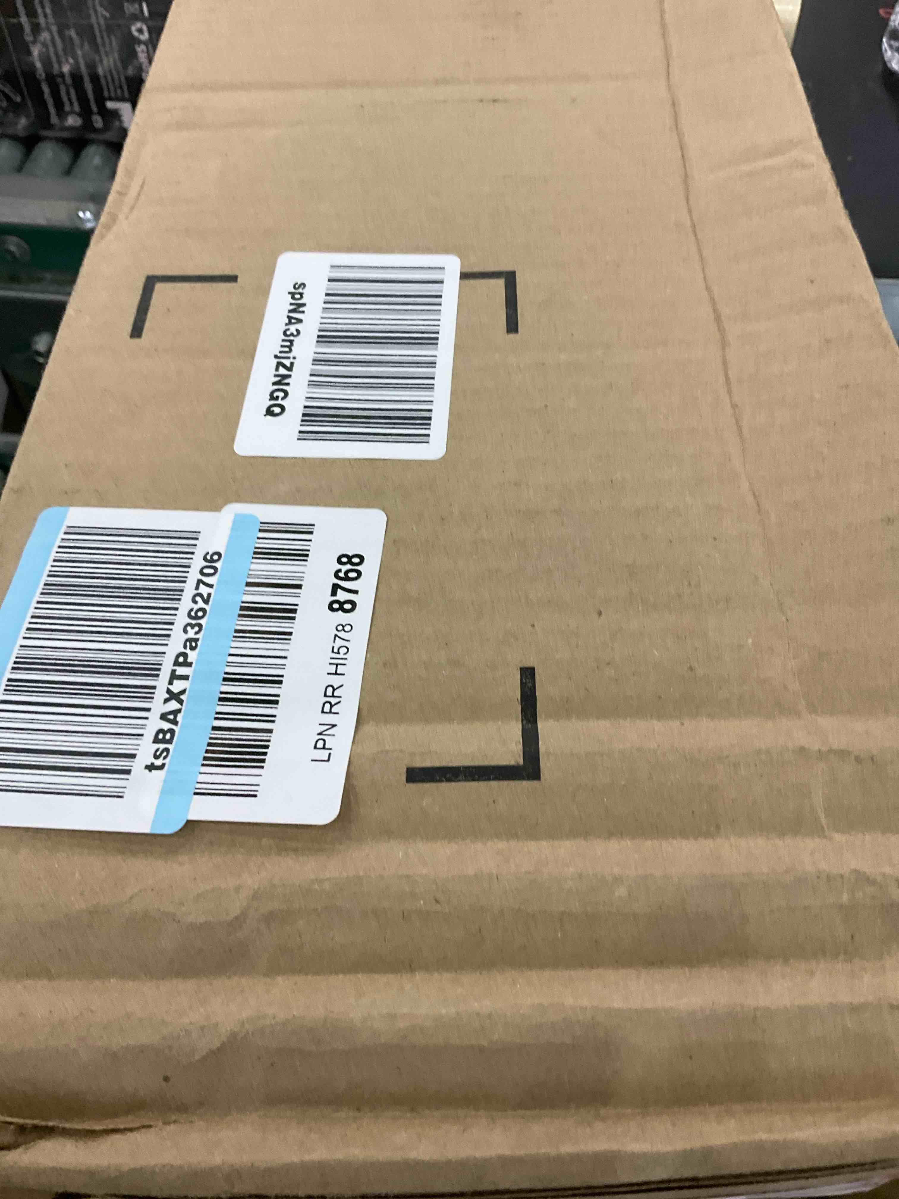 https://s3.amazonaws.com/lotting-images-prod/bidfta/EXS01154456_1706111991249.jpeg